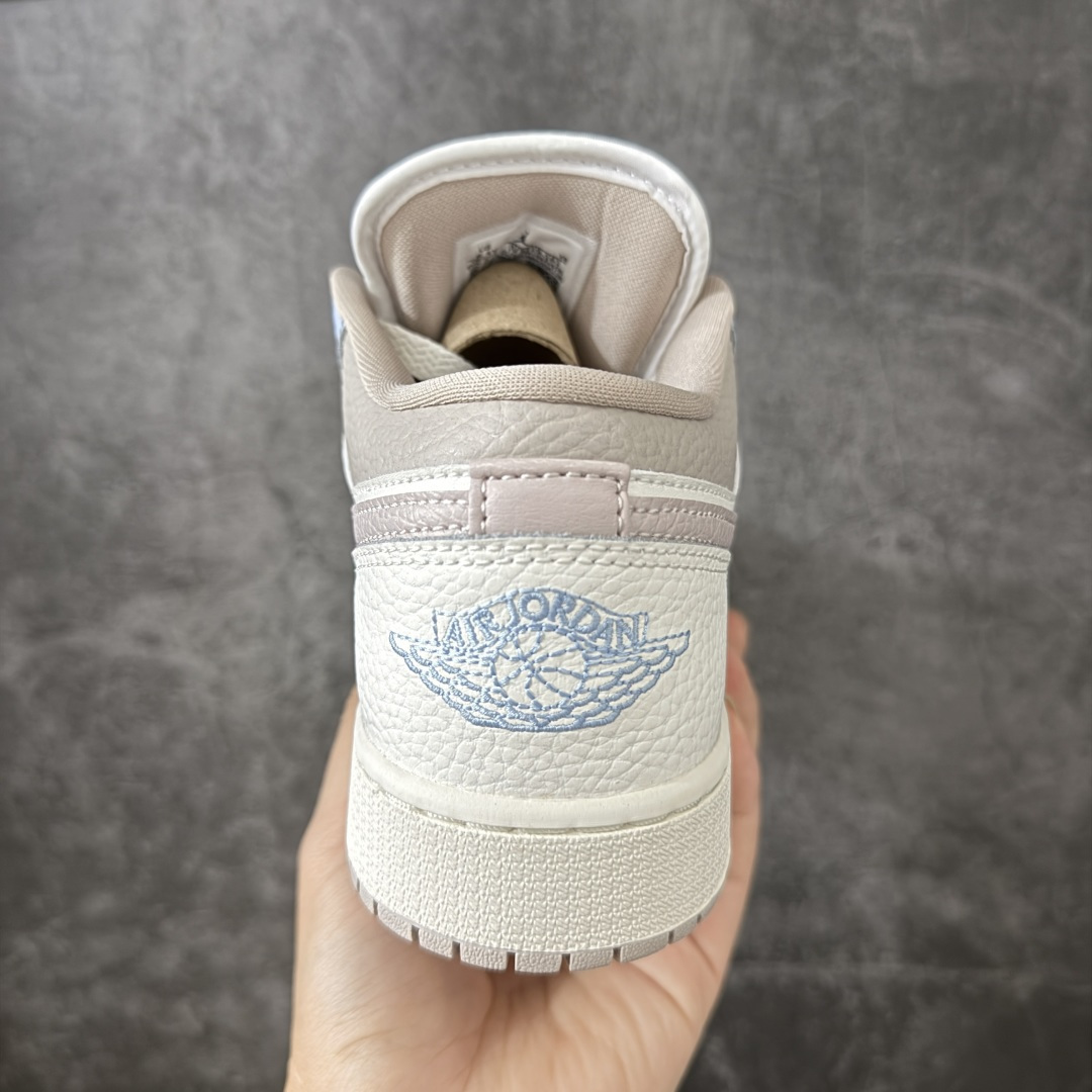 图片[4]-【DT纯原】Air Jordan Low AJ1 乔1马卡龙色 低帮文化休闲运动板鞋 IV3219-161  市面中低帮最具代表性版本没有之一 口碑大厂出品 品控大底版型不断改良更新 全套原纸板楦头开发 确保原汁原味 完美呈现版型 完美零毛边处理 原厂内置全掌气垫 价格定位良心 平台专用代工流水线出品 一眼公司既视感 拿到手的一瞬间就与众不同 碾压市面所有版本 全部原鞋开发 每一个配色都会采购原鞋确认细节 打破市面看图做货无好货之说 尺码：35.5-40-选品中心