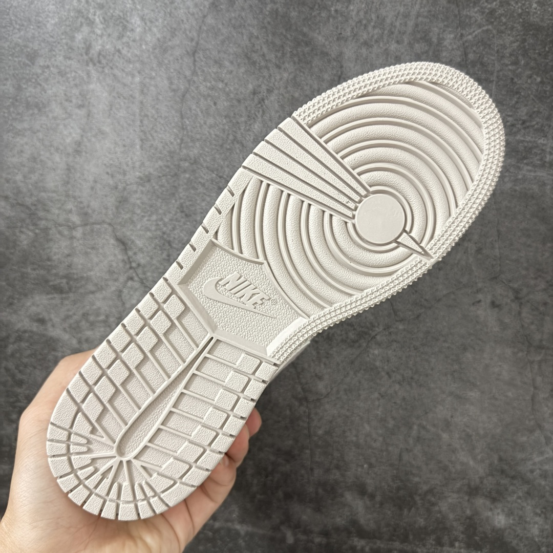 图片[9]-【DT纯原】Air Jordan Low AJ1 乔1马卡龙色 低帮文化休闲运动板鞋 IV3219-161  市面中低帮最具代表性版本没有之一 口碑大厂出品 品控大底版型不断改良更新 全套原纸板楦头开发 确保原汁原味 完美呈现版型 完美零毛边处理 原厂内置全掌气垫 价格定位良心 平台专用代工流水线出品 一眼公司既视感 拿到手的一瞬间就与众不同 碾压市面所有版本 全部原鞋开发 每一个配色都会采购原鞋确认细节 打破市面看图做货无好货之说 尺码：35.5-40-选品中心