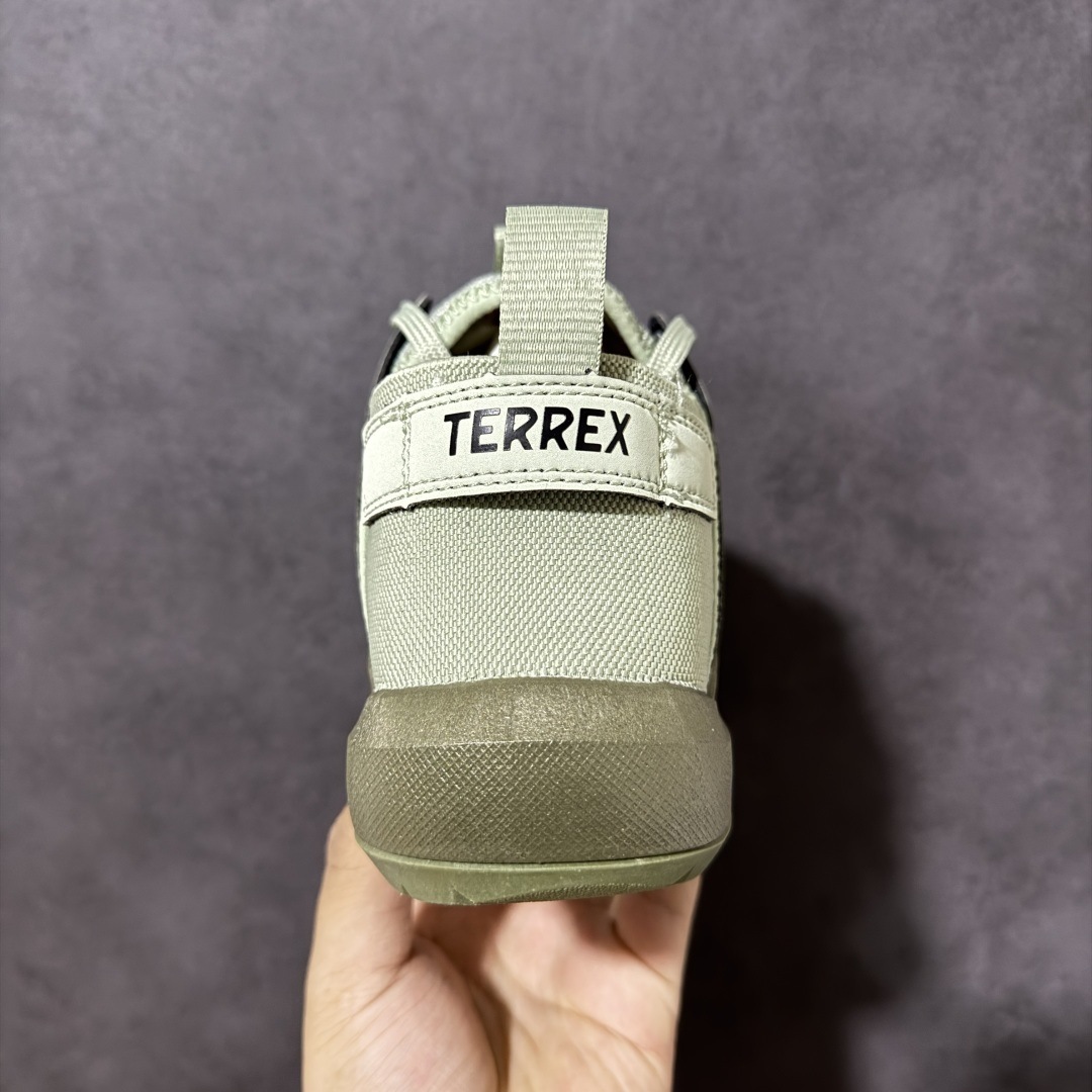 图片[4]-【公司级】adidas Terrex Daroga 25 防滑透气 低帮户外徒步鞋 男女同款 含别致鞋面，脚感舒爽，搭配皮革和帆布材质，舒适裹脚。设计别致，旨在方便活动。含Traxion外底，旨在适应多种地形，伴你自如运动。 货号：HP7136 尺码：36 36.5 37.5 38 38.5 39 40 40.5 41 42 42.5 43 44 45-选品中心