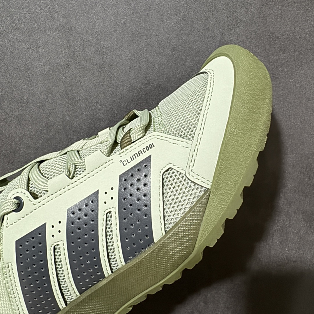 图片[8]-【公司级】adidas Terrex Daroga 25 防滑透气 低帮户外徒步鞋 男女同款 含别致鞋面，脚感舒爽，搭配皮革和帆布材质，舒适裹脚。设计别致，旨在方便活动。含Traxion外底，旨在适应多种地形，伴你自如运动。 货号：HP7136 尺码：36 36.5 37.5 38 38.5 39 40 40.5 41 42 42.5 43 44 45-选品中心