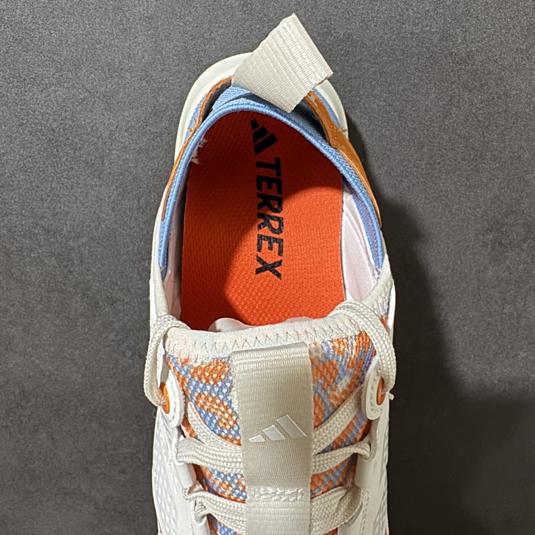 图片[6]-【公司级】adidas Terrex Daroga 25 防滑透气 低帮户外徒步鞋 男女同款 含别致鞋面，脚感舒爽，搭配皮革和帆布材质，舒适裹脚。设计别致，旨在方便活动。含Traxion外底，旨在适应多种地形，伴你自如运动。 货号：HP7165 尺码：36 36.5 37.5 38 38.5 39 40 40.5 41 42 42.5 43 44 45-选品中心