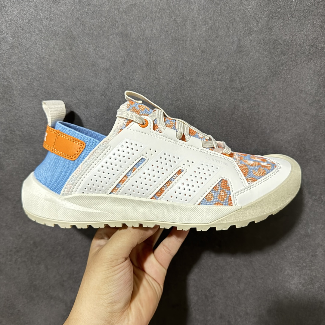 【公司级】adidas Terrex Daroga 25 防滑透气 低帮户外徒步鞋 男女同款 含别致鞋面,脚感舒爽,搭配皮革和帆布材质,舒适裹脚。设计别致,旨在方便活动。含Traxion外底,旨在适应多种地形,伴你自如运动。 货号:HP7165 尺码:36 36.5 37.5 38 38.5 39 40 40.5 41 42 42.5 43 44 45-选品中心