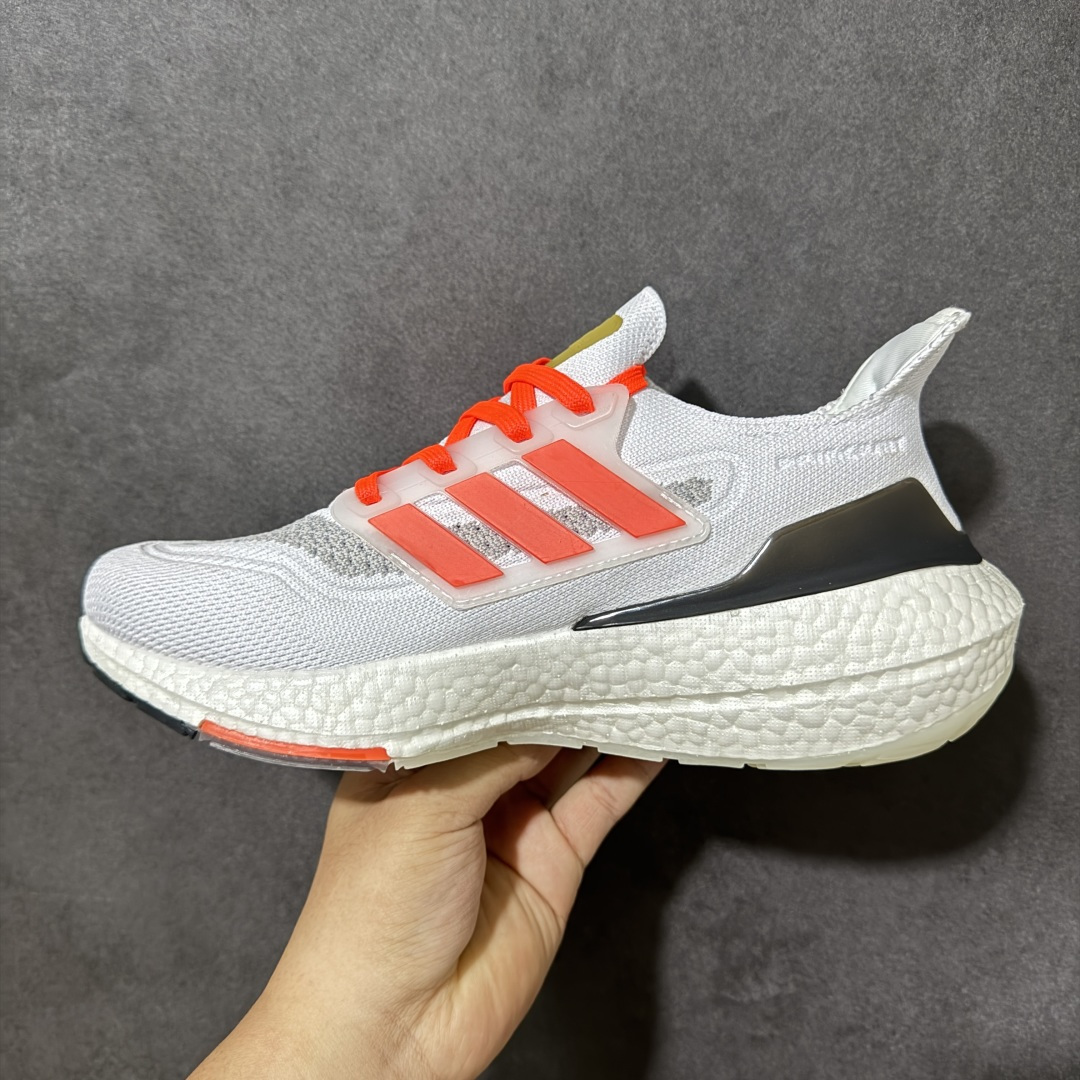 阿迪达斯Adidas Ultraboost UB21全掌爆米花休闲运动跑鞋 采用网材搭配反光皮革鞋面 配