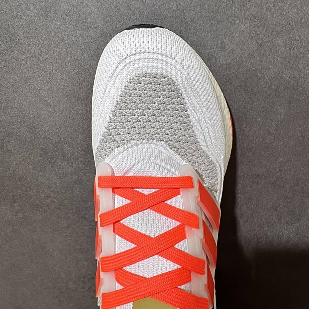 阿迪达斯Adidas Ultraboost UB21全掌爆米花休闲运动跑鞋 采用网材搭配反光皮革鞋面 配