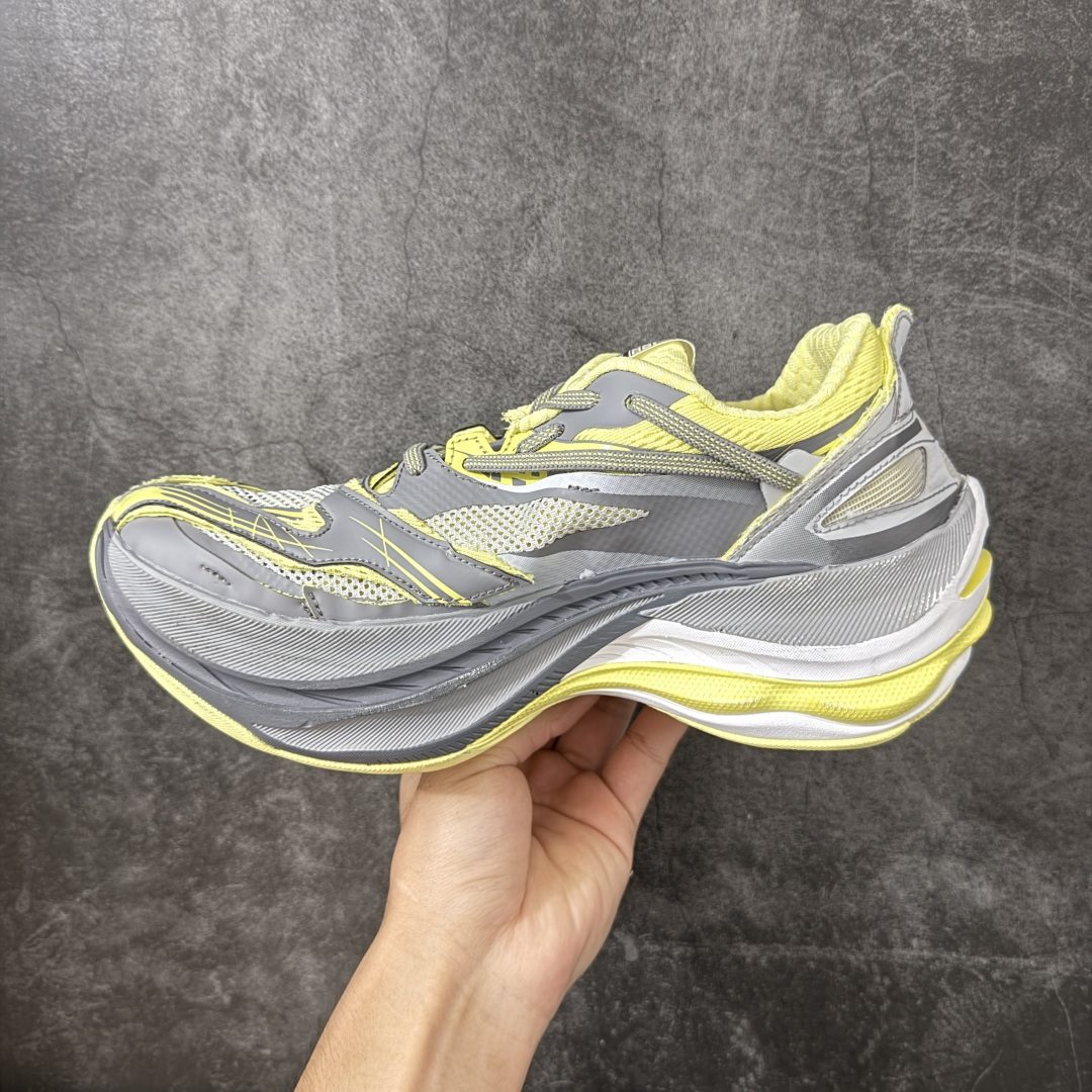 图片[2]-【VG纯原】Balenciaga巴黎世家26代 Jet 压纹印花 圆头厚底4.25cm 低帮 老爹鞋 白酒红 市场老牌巴黎世家大厂出品 品质价格无需多言 原鞋原材料打造 一比一细节还原 此款相对之前款式轻质很多 超厚鞋底增高4-5cm 高街风格-选品中心