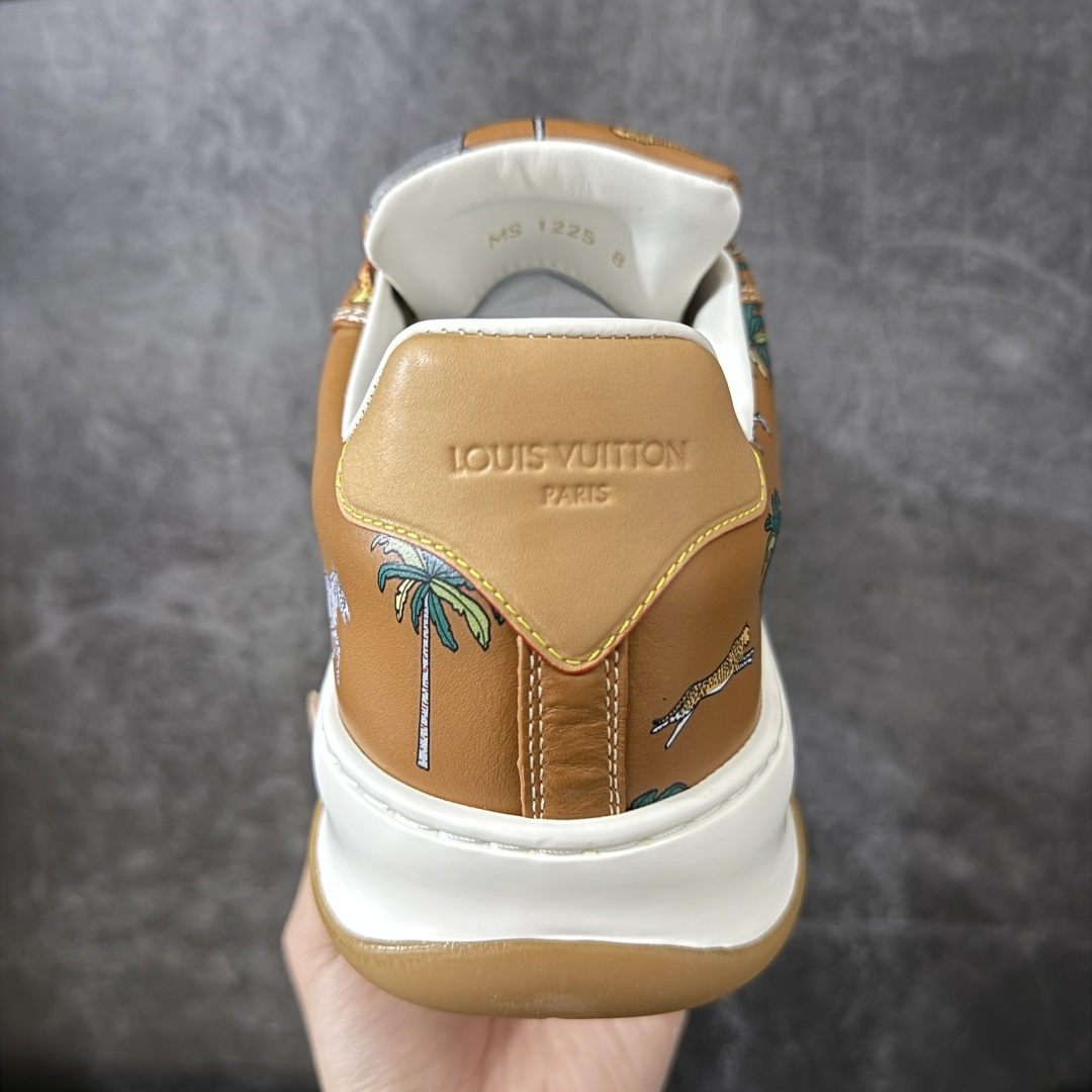图片[4]-【HS顶级礼盒版】LV 路易威登LOUIS VUITTON Tilted Low Sneakers 倾斜系列低帮复古休闲运动文化百搭板鞋 2026早春款板鞋 饼干鞋 礼盒包装 私模开发大底 正确细节 原鞋原材料1：1打造 完美版型做工 欢迎对比市场任何品质的货品 广东原产 专业LV大厂出品 正确底 大底开发近半年 原楦型开发纸版 全鞋原材料打造 细节 针车 烫金 中底无可挑剔 包装说明书防尘布袋物件(附送官方快递加固牛皮纸外盒!!)# 尺码：39 40 41 42 43 44 45 46-选品中心