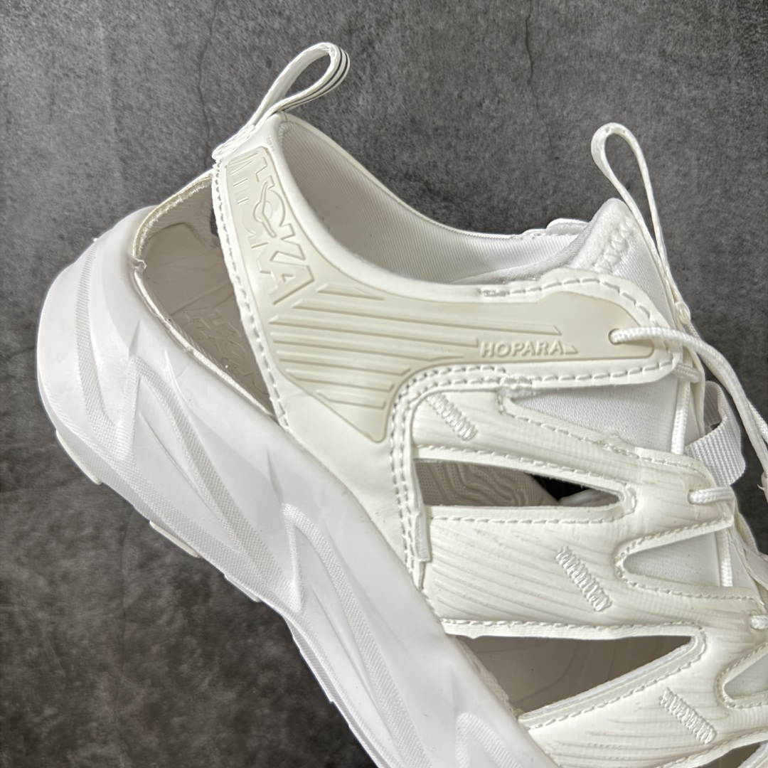 图片[7]-【绿x版】HOKA One One Hopara Sandals 霍帕拉系列水路两用溯溪涉水休闲户外露营凉鞋 作为先锋品牌的 HOKA ONE ONE总是以独特的方式 HOPA RA是一款溯溪鞋 又名排水鞋 可长期用于涉水和溯溪 保护脚底和脚趾的安全和舒适 鞋面材料速干 透气 耐磨 鞋底防滑 耐磨 抓地能力强 出于安全考虑 设计要求较高 涉水溯溪过程中 水 泥沙 可以直接从鞋内大孔排出 细纹鞋底使在岩石上抓地能力强 避免打滑 而上路后 鞋面具有快干透气等优点 尺码：36 36.5 37.5 38 39 40 40.5 41 42 42.5 43 44 45-选品中心