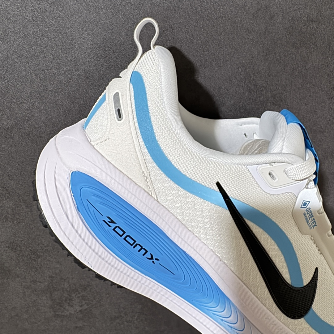 图片[7]-【纯原组合底版】Nike Air Zoom Vomero 18 登月18 缓震休闲跑鞋 HQE98-005 市面唯一正确组合底 外贸专供订单 原厂折返国内销售 国外专柜标准数据开发 拥有 Zoom Air 一如既往的稳定感和流畅感 鞋面采用工程网眼设计 为特定高热区域营造出色透气性 进一步增加鞋面的穿孔数量 让足部能够快速散热 中足搭配 Flywire 飞线 在高速运动时营造舒适稳定的贴合感 内置Zoon气垫加持 动力十足 ！ 尺码：36 36.5 37.5 38 38.5 39 40 40.5 41 42 42.5 43 44 44.5 45-选品中心