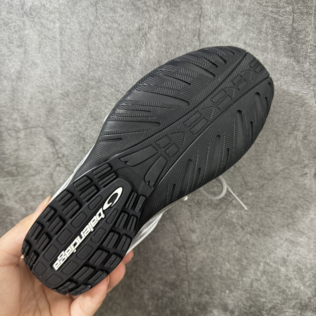 图片[9]-【OK版本】Balenciaga巴黎世家 Radar 圆头系带 做旧效果 低帮 生活休闲鞋 巴黎世家25代 轻薄款经典黑出货 这个非常适合春夏季 很薄很轻 摆脱了巴黎世家往昔那种笨重的观念 尺码：35-46-选品中心