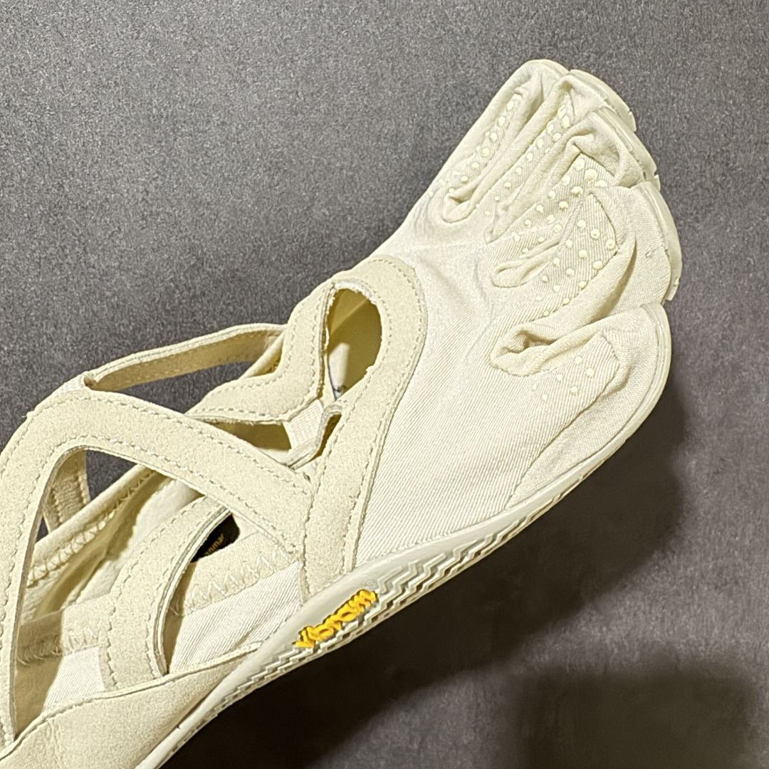 图片[8]-【公司级】Vibram 五指鞋 专业室内综合健身运动赤足 防滑耐磨透气轻便 低帮训练鞋 货号：23W4803 尺码：36-41-选品中心