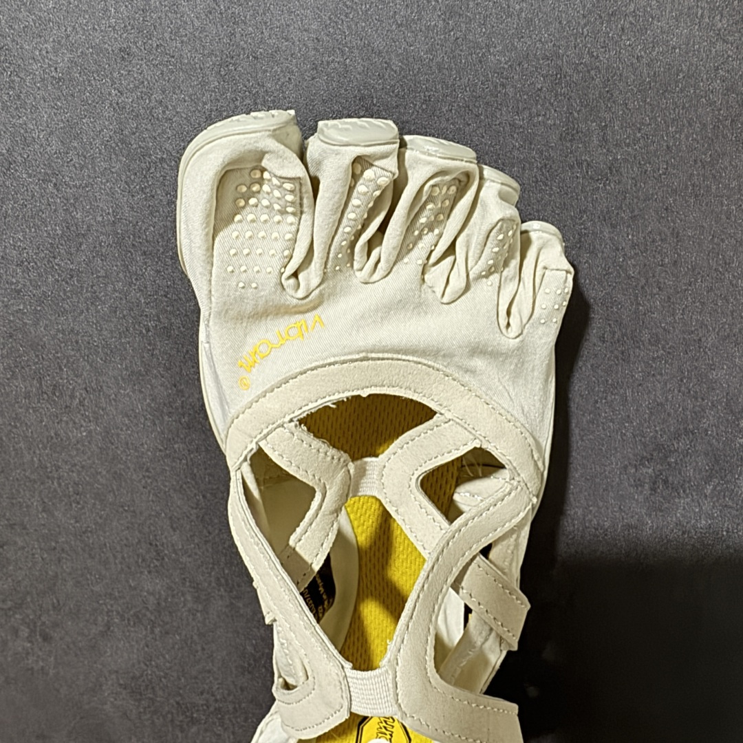图片[5]-【公司级】Vibram 五指鞋 专业室内综合健身运动赤足 防滑耐磨透气轻便 低帮训练鞋 货号：23W4803 尺码：36-41-选品中心