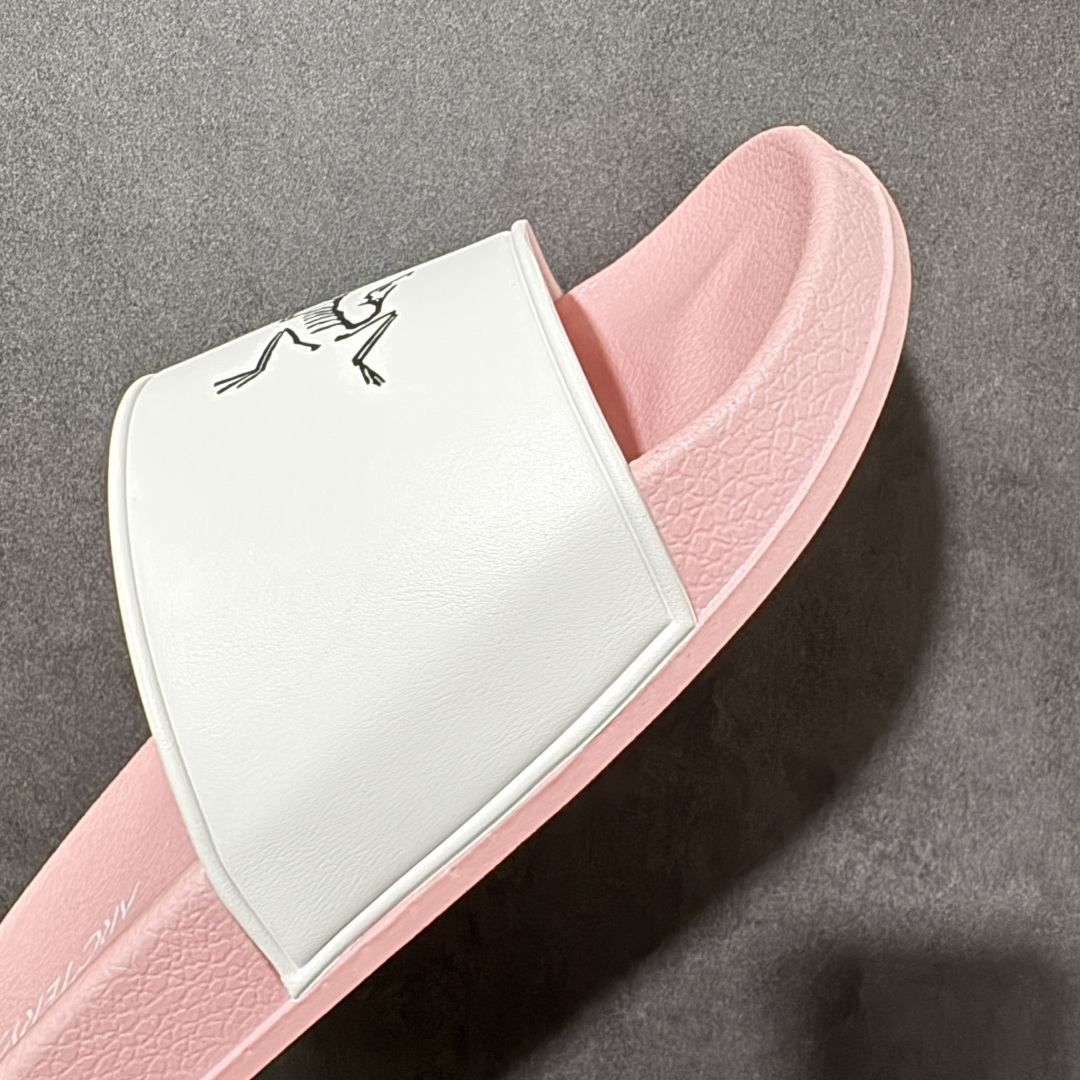 图片[8]-【公司级】Arcteryx Slipper PRO M 始祖鸟一字拖鞋 泼墨街头潮牌沙滩拖鞋 中底设计提供更佳支撑和舒适感受 一片式鞋面搭配加厚衬里 贴合脚面 给予舒适脚感 进口天然橡胶大底 超舒适顶级脚感 纳米纹防滑内底 防滑吸盘鞋底 踩浓浓屎感 秒杀市面一切版本 货号： 0772183363 尺码：36 37 38 39 40 41 42 43 44 45 46 47 编码： FJA170180-选品中心