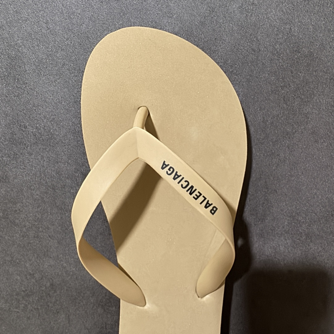 图片[5]-特价【公司级特价】Balenciaga巴黎世家 TRACK SNEAKER 圆头夹趾人字拖鞋 广东原产 采用PU高密度防滑橡胶鞋底及3D立体TPU材质 配置正确 包装灰色礼盒 货号：812925 WITAB 9710 尺码：40-45-选品中心