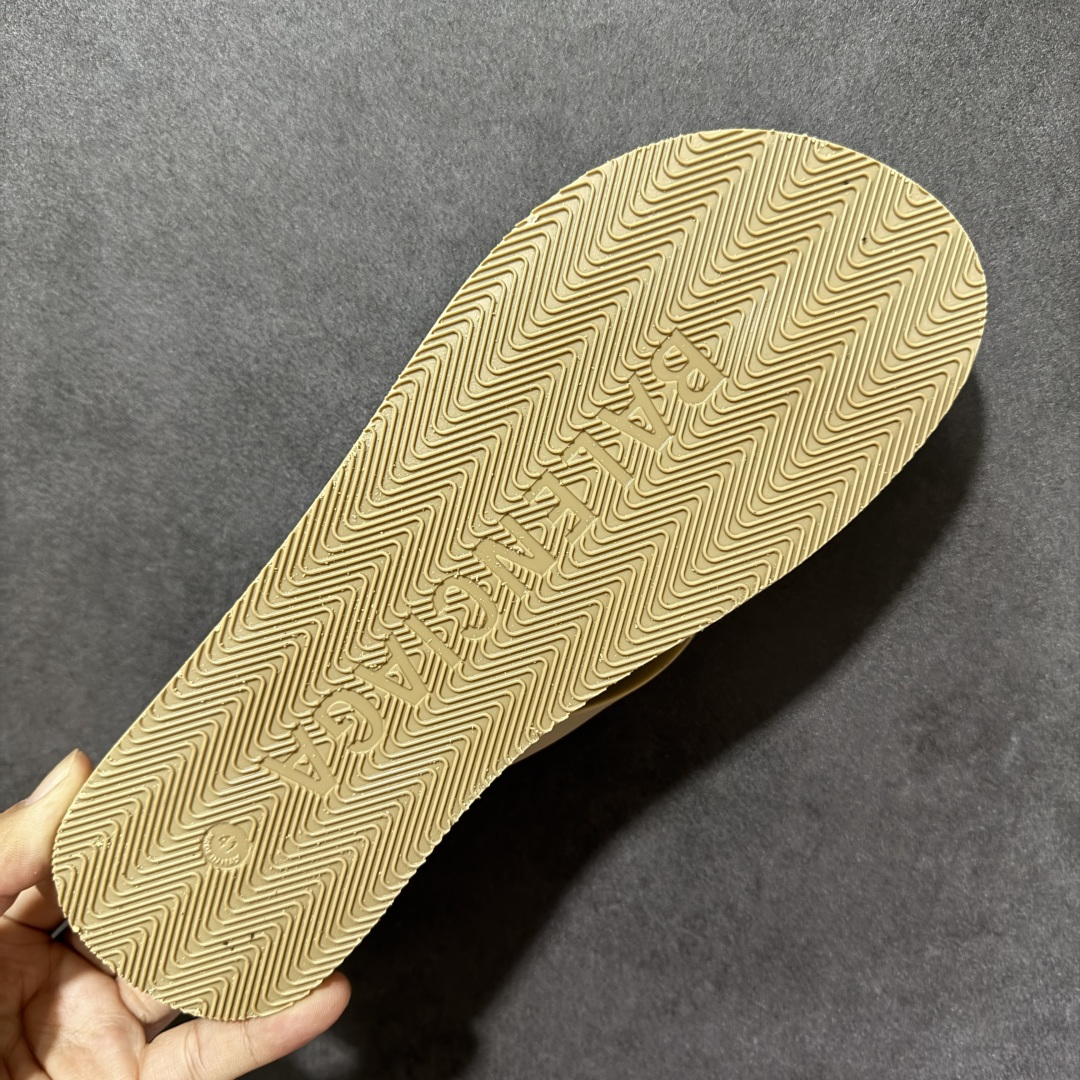 图片[9]-特价【公司级特价】Balenciaga巴黎世家 TRACK SNEAKER 圆头夹趾人字拖鞋 广东原产 采用PU高密度防滑橡胶鞋底及3D立体TPU材质 配置正确 包装灰色礼盒 货号：812925 WITAB 9710 尺码：40-45-选品中心