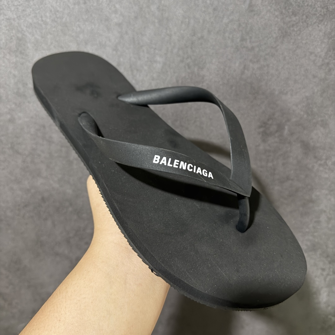 图片[3]-特价【公司级特价】Balenciaga巴黎世家 TRACK SNEAKER 圆头夹趾人字拖鞋 广东原产 采用PU高密度防滑橡胶鞋底及3D立体TPU材质 配置正确 包装灰色礼盒 货号：812925 W1TAA 1090 尺码：40-45-选品中心