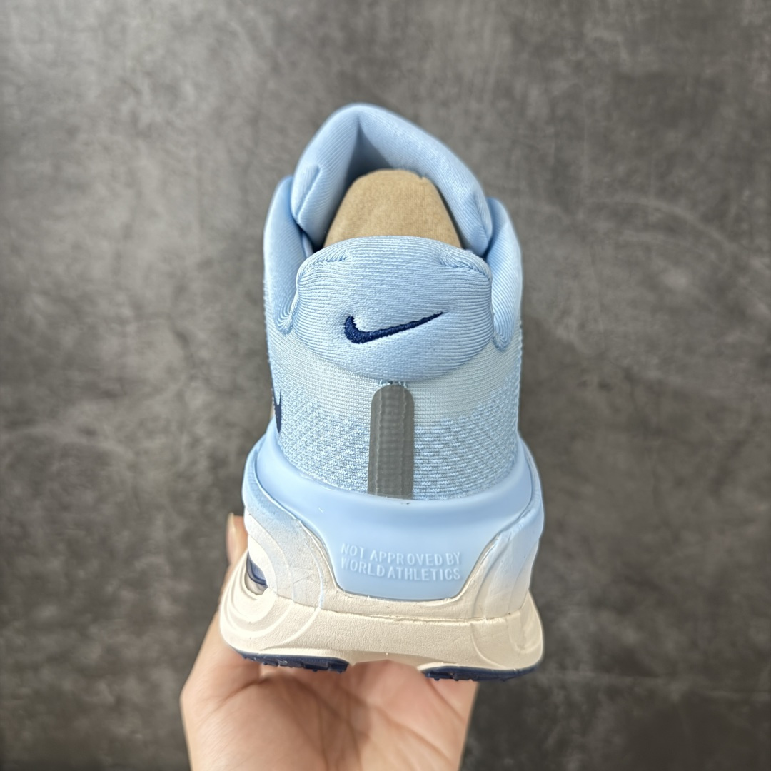 图片[4]-【公司级】Nike VOMERO PREMIUM 耐克 舒适减震防滑 低帮跑步鞋 全掌ReactX泡绵中底 前掌和后跟还配备了Air Zoom气垫单元 据说跑起来更快更舒适哦 这次最大的升级点 首次引入了ReactX泡绵 货号：HM5973-401 尺码：36 36.5 37.5 38 38.5 39 40 40.5 41 42 42.5 43 44 45 46-选品中心