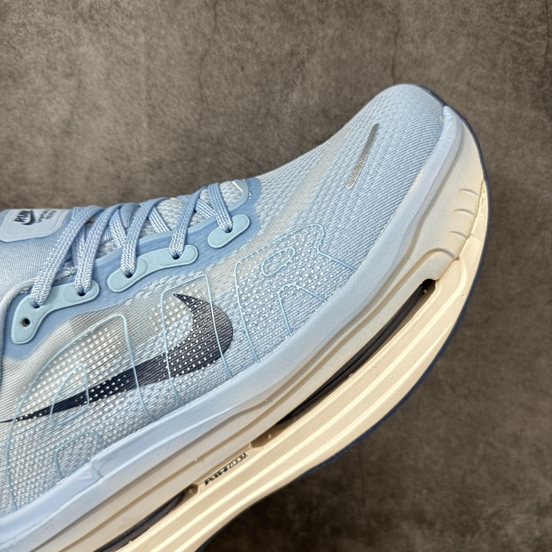 图片[6]-【公司级】Nike VOMERO PREMIUM 耐克 舒适减震防滑 低帮跑步鞋 全掌ReactX泡绵中底 前掌和后跟还配备了Air Zoom气垫单元 据说跑起来更快更舒适哦 这次最大的升级点 首次引入了ReactX泡绵 货号：HM5973-401 尺码：36 36.5 37.5 38 38.5 39 40 40.5 41 42 42.5 43 44 45 46-选品中心
