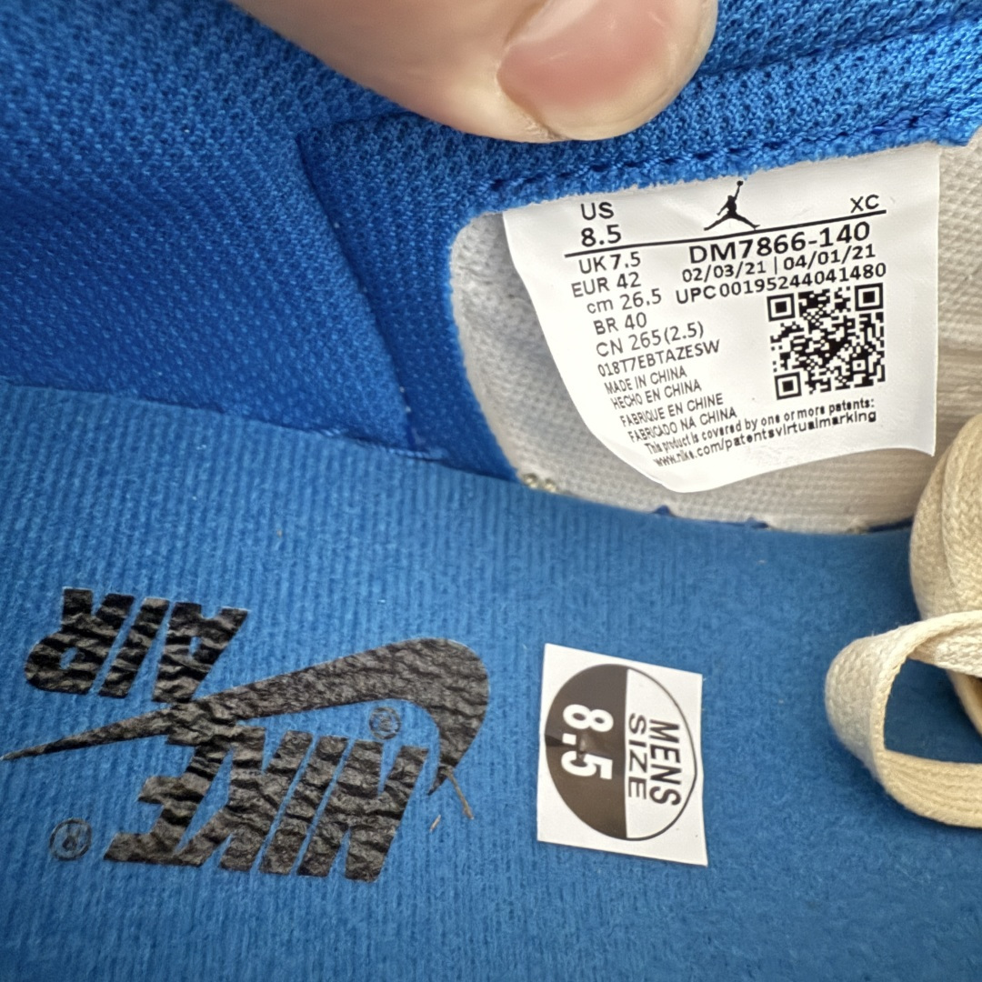 图片[7]-【GX2.0海外版】Travis Scott x Air Jordan AJ1 Low OG SP TS联名闪电倒钩低帮 DM7866-140 知名大厂出品 纯原第一梯队版本 产品品控稳定性领先行业 各方面均可对飙市面通货版 SZ原厂全套原楦原纸板冲刀磨具开发 原厂皮料加持 原厂港宝加持定型后跟R度完美 同源原厂电绣 鬼脸飞翼针数密度立体效果一致 百分百一致原鞋 原厂拉帮工艺 针距密度一致 后跟弧度收口自然不对折 极致一眼正品既视感 进口玻璃冲刀皮料裁剪零毛边 全鞋电脑针车工艺 品控清洁度最高QC检验标准 免检产品 原厂订购鞋盒、鞋标、防尘纸、鞋撑、鞋带 追求极致的原厂味道 尺码：36-48.5-选品中心