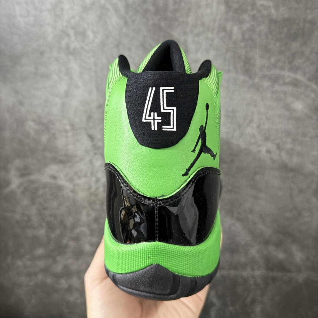 图片[4]-【外贸版】Air Jordan 11 Retro 黑绿 货号：CT8012-310   原楦原档案数据开模打造 原厂中底拉帮钢印 原厂漆皮 防冻不开裂 头层皮料 原装鞋撑 水晶大底正确色度色泽 原楦原数据刺绣 原厂车缝走线及对位 毫厘不差 飞人logo采用原数据电脑刺绣 原装正品碳纤维真实碳板 增强抗扭 原内标 原盒标 正确官方原盒 原厂防氧化水晶外底 原厂配套厂全掌solo气垫 尺码：40 40.5 41 42 42.5 43 44 44.5 45 46 47.5 48.5-选品中心