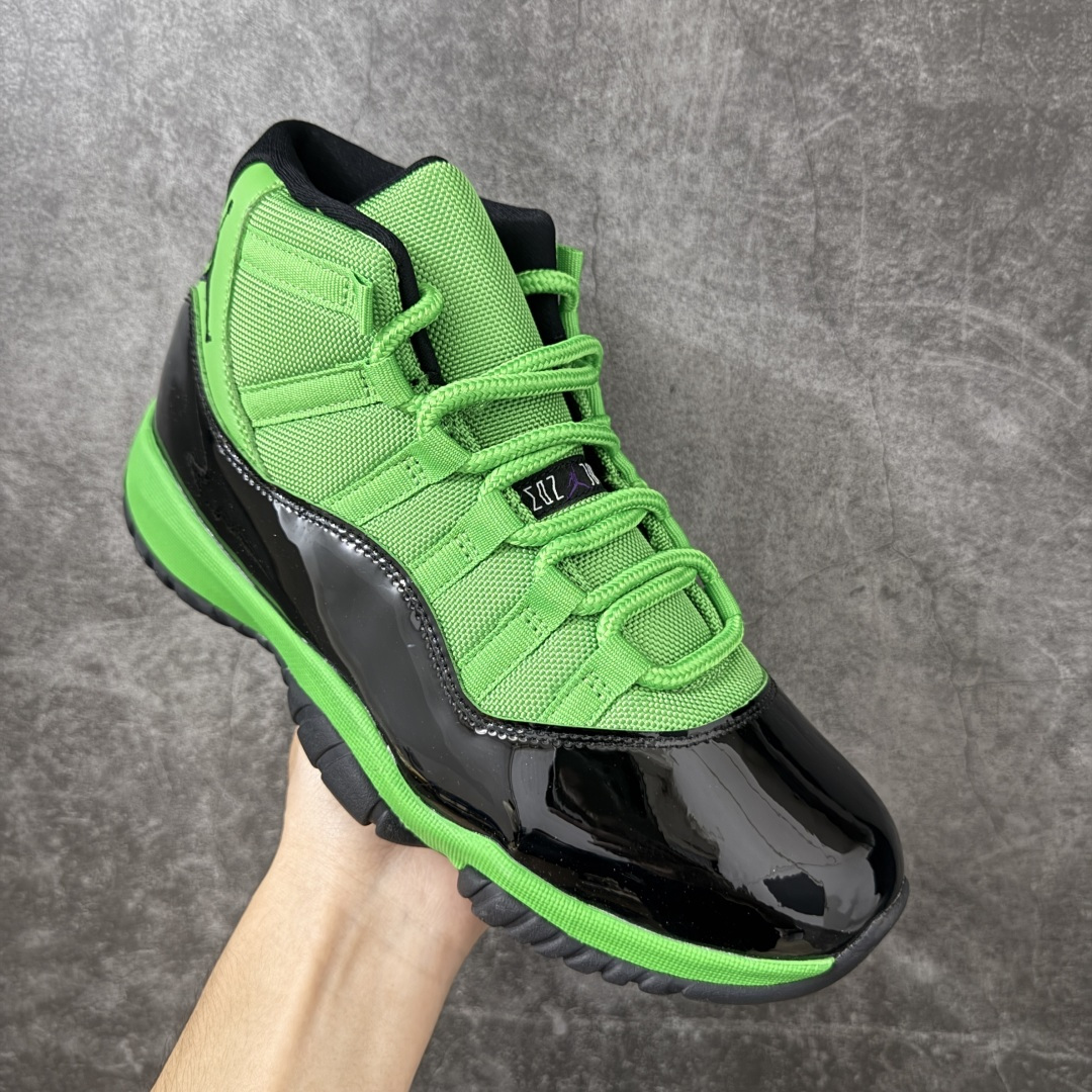 图片[3]-【外贸版】Air Jordan 11 Retro 黑绿 货号：CT8012-310   原楦原档案数据开模打造 原厂中底拉帮钢印 原厂漆皮 防冻不开裂 头层皮料 原装鞋撑 水晶大底正确色度色泽 原楦原数据刺绣 原厂车缝走线及对位 毫厘不差 飞人logo采用原数据电脑刺绣 原装正品碳纤维真实碳板 增强抗扭 原内标 原盒标 正确官方原盒 原厂防氧化水晶外底 原厂配套厂全掌solo气垫 尺码：40 40.5 41 42 42.5 43 44 44.5 45 46 47.5 48.5-选品中心