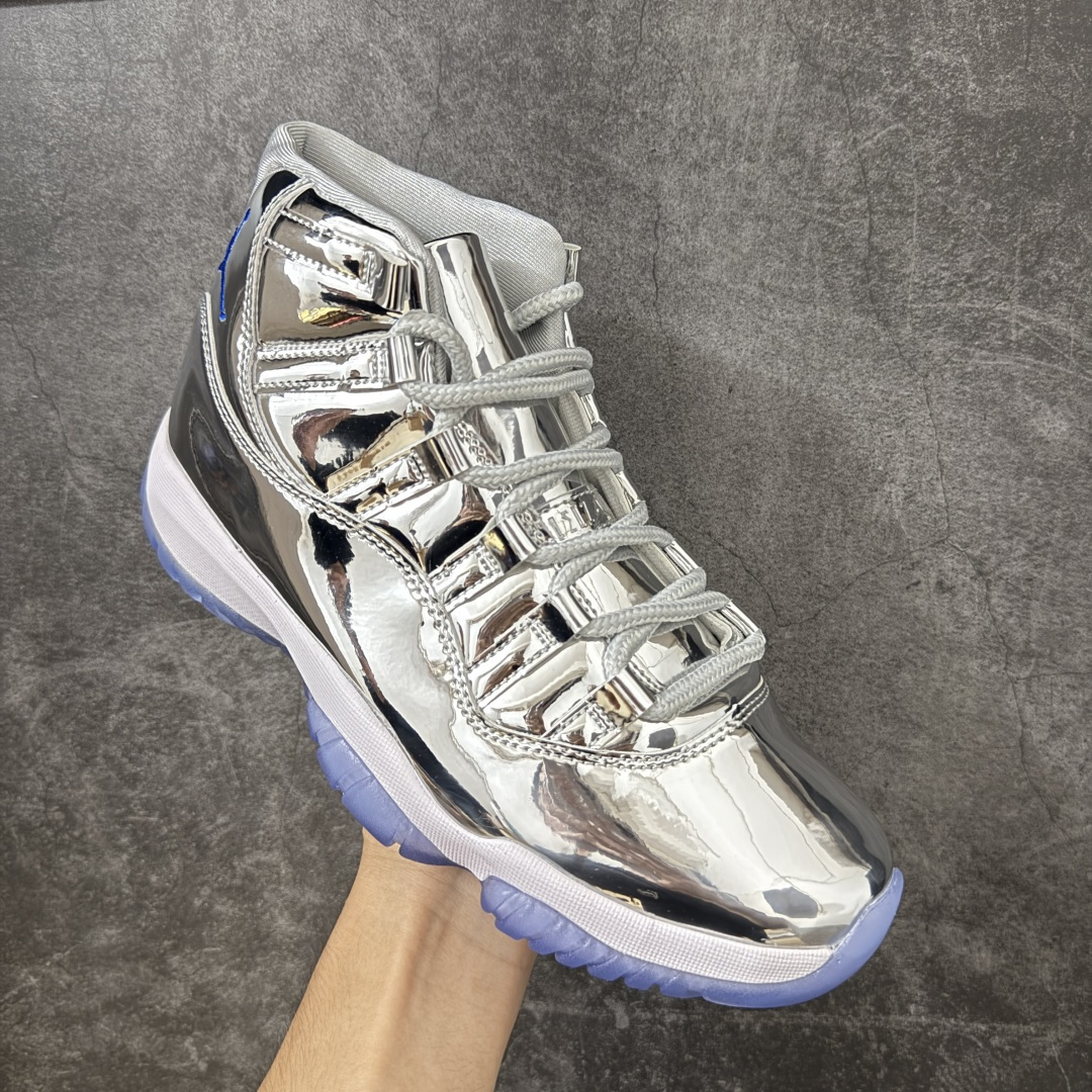 图片[3]-【外贸版】Air Jordan 11 Retro 电镀银色 货号：CT8012-730   原楦原档案数据开模打造 原厂中底拉帮钢印 原厂漆皮 防冻不开裂 头层皮料 原装鞋撑 水晶大底正确色度色泽 原楦原数据刺绣 原厂车缝走线及对位 毫厘不差 飞人logo采用原数据电脑刺绣 原装正品碳纤维真实碳板 增强抗扭 原内标 原盒标 正确官方原盒 原厂防氧化水晶外底 原厂配套厂全掌solo气垫 尺码：40 40.5 41 42 42.5 43 44 44.5 45 46 47.5 48.5-选品中心