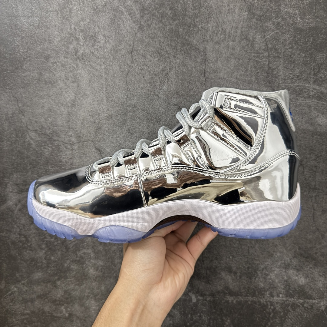 图片[2]-【外贸版】Air Jordan 11 Retro 电镀银色 货号：CT8012-730   原楦原档案数据开模打造 原厂中底拉帮钢印 原厂漆皮 防冻不开裂 头层皮料 原装鞋撑 水晶大底正确色度色泽 原楦原数据刺绣 原厂车缝走线及对位 毫厘不差 飞人logo采用原数据电脑刺绣 原装正品碳纤维真实碳板 增强抗扭 原内标 原盒标 正确官方原盒 原厂防氧化水晶外底 原厂配套厂全掌solo气垫 尺码：40 40.5 41 42 42.5 43 44 44.5 45 46 47.5 48.5-选品中心