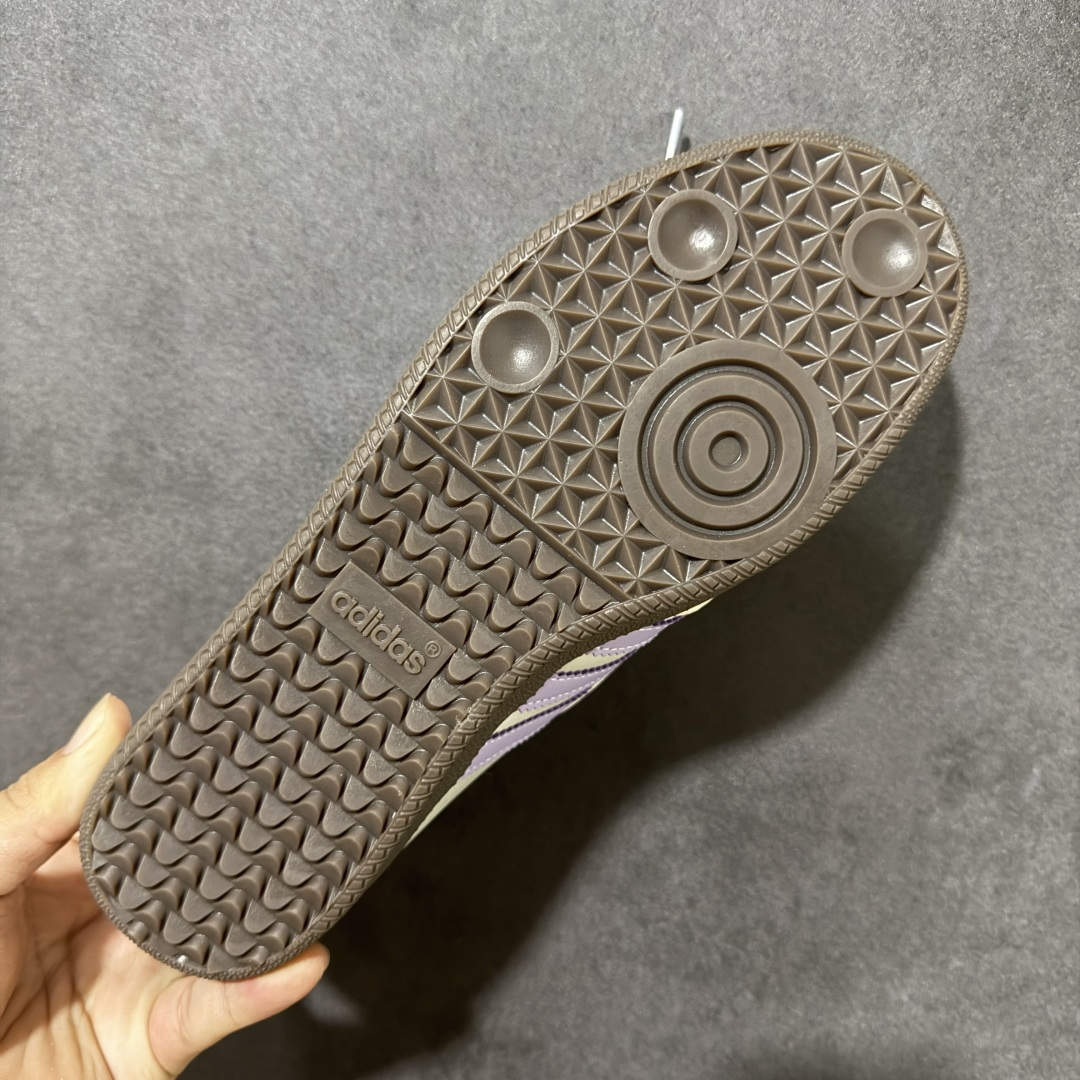 图片[9]-【公司级】Adidas三叶草SAMBA Jane W 玛丽珍鞋 该鞋款鞋面采用多种材料拼接(缝/车线) Superstar系列又备受众多滑板爱好者的青睐 这款Superstar经典鞋 沿用50年来的贝壳鞋头样式 继往开来 采用皮革鞋面和浑厚全包大底设计 烫金徽标伴你在滑板上留下“流星”般绚丽的轨迹 货号： LB8627 尺码： 35.5 36 36.5 37.5 38 38.5 39 40 40.5 41 42-选品中心