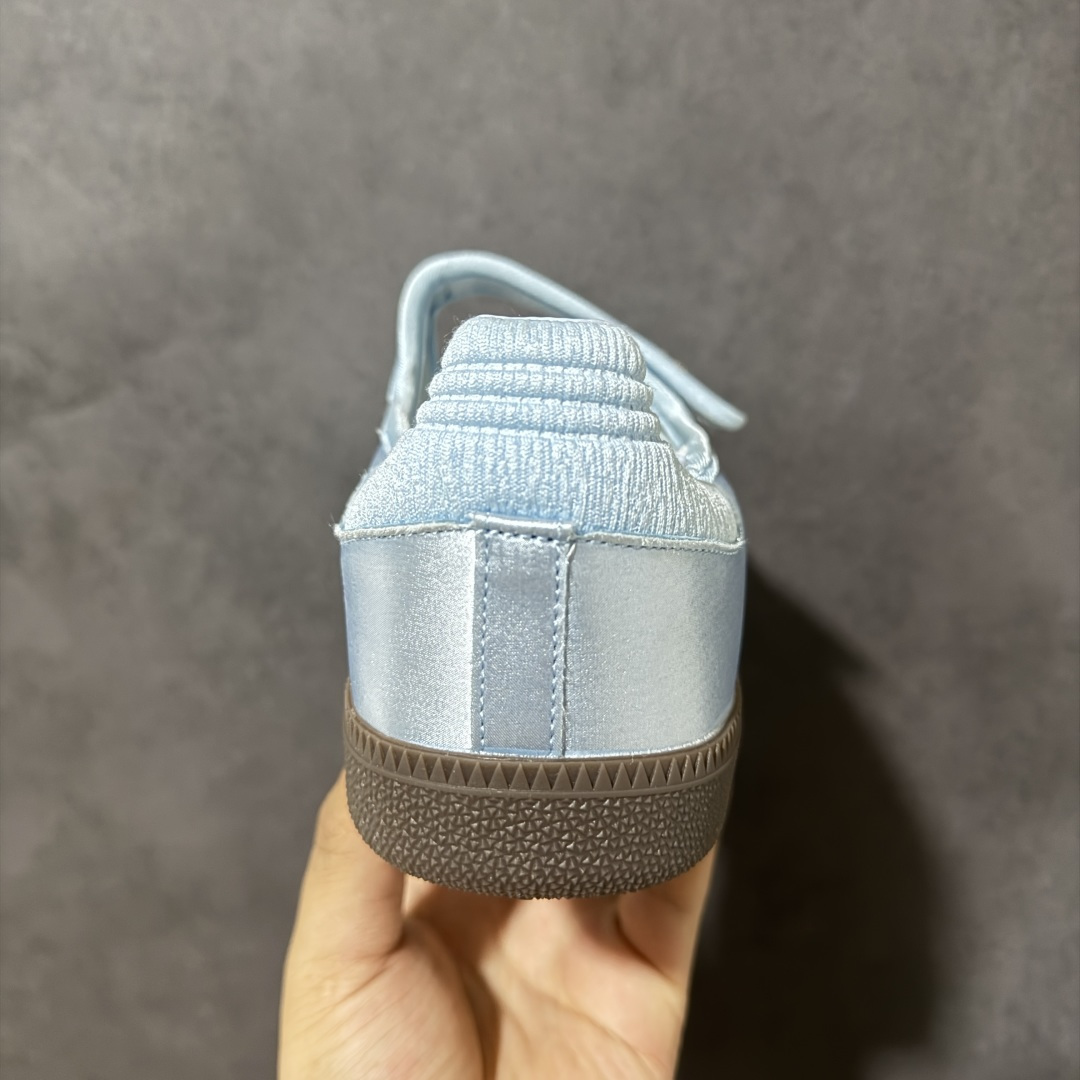 图片[4]-【公司级】Adidas三叶草SAMBA Jane W 玛丽珍鞋 该鞋款鞋面采用多种材料拼接(缝/车线) Superstar系列又备受众多滑板爱好者的青睐 这款Superstar经典鞋 沿用50年来的贝壳鞋头样式 继往开来 采用皮革鞋面和浑厚全包大底设计 烫金徽标伴你在滑板上留下“流星”般绚丽的轨迹 货号： LB8628 尺码： 35.5 36 36.5 37.5 38 38.5 39 40 40.5 41 42-选品中心