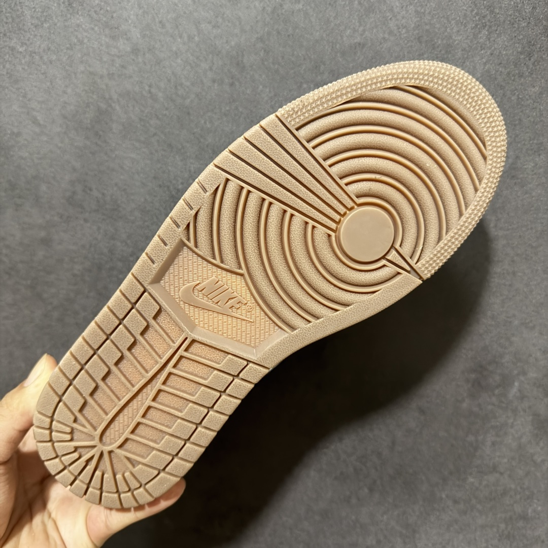 图片[9]-【K版纯原】Air Jordan AJ1 Low 低帮 IO2047-001 全新流水线出品 市场第二梯队最强版 全部原鞋开发 原楦原纸板开发 全鞋电脑针车 原厂内置全掌气垫 原盒内在原标 唯一Zp原版鞋带绑法 免检产品 全新2022版型 全头层皮料 完美零毛边处理 原厂配置全掌气垫 价格定位良心 新配色陆续出货 尺码：36-46-选品中心