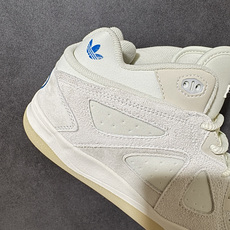 adidas × Bad Bunny Badbo 1.0 经典百搭 中帮 篮球鞋 Bad Bunny联名款篮球鞋,中帮设 adidas × Bad Bunny Badbo 1.0 经典百搭 中帮 篮球鞋 Bad Bunny联名款篮球鞋,中帮设