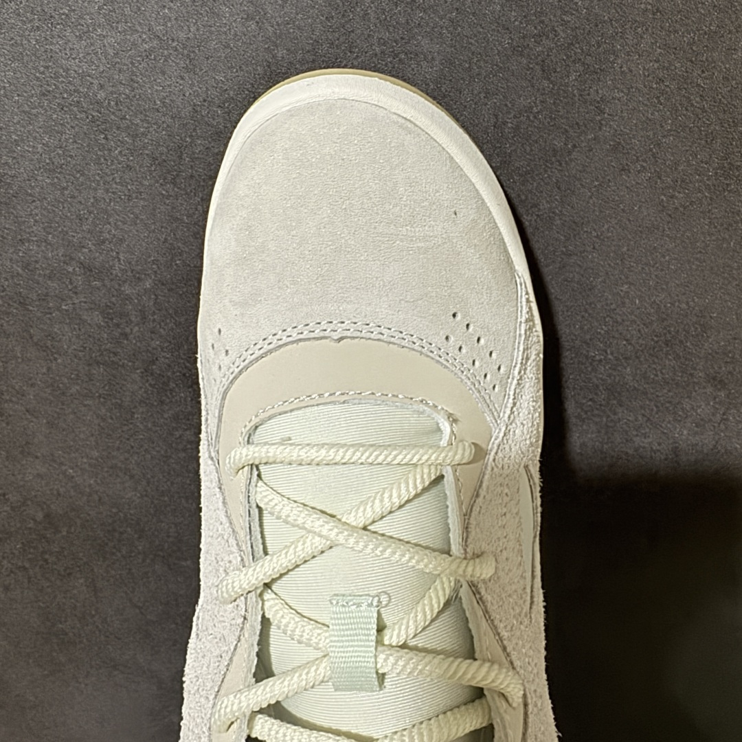 adidas × Bad Bunny Badbo 1.0 经典百搭 中帮 篮球鞋 Bad Bunny联名款篮球鞋,中帮设 adidas × Bad Bunny Badbo 1.0 经典百搭 中帮 篮球鞋 Bad Bunny联名款篮球鞋,中帮设