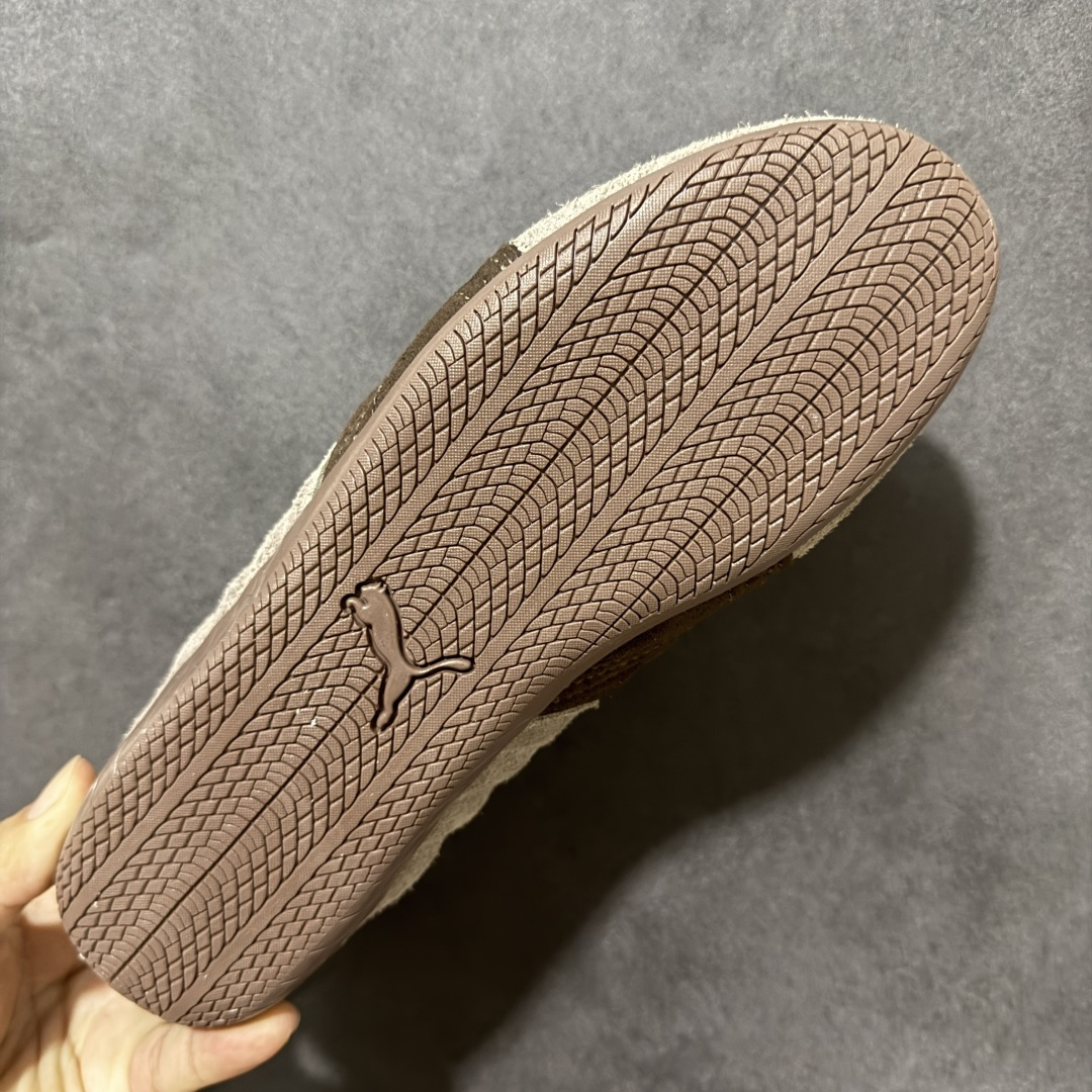 图片[9]-【公司级】Puma Speedcet OG 彪马低帮复古运动休闲赛车跑鞋 以趣味十足又前卫复古的设计引领潮流，将赛道精神融入街头时尚，开启前卫竞速之旅。融入经典配色，主打前卫复古风。鞋款的鞋侧以复古的流线造型，缀以经典Logo，巧妙吸睛；麂皮+网眼融合舒适鞋面，赋予了独特的个性美学，演绎赛车的无尽能量。 货号：406828-01 尺码：35.5-45-选品中心