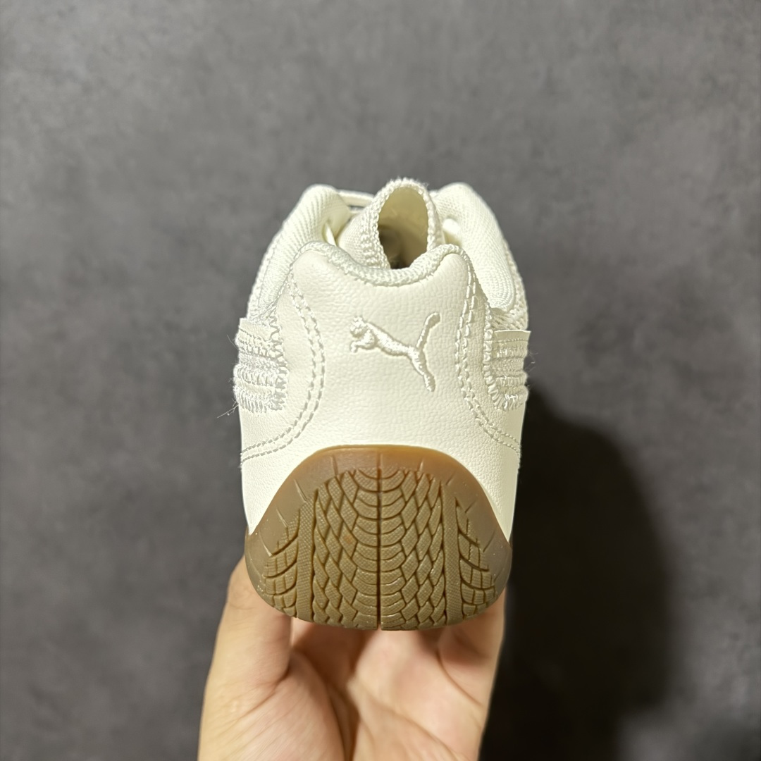 图片[4]-【公司级】Puma Speedcet OG 彪马低帮复古运动休闲赛车跑鞋 以趣味十足又前卫复古的设计引领潮流，将赛道精神融入街头时尚，开启前卫竞速之旅。融入经典配色，主打前卫复古风。鞋款的鞋侧以复古的流线造型，缀以经典Logo，巧妙吸睛；麂皮+网眼融合舒适鞋面，赋予了独特的个性美学，演绎赛车的无尽能量。 货号：408858-01 尺码：35.5-45-选品中心