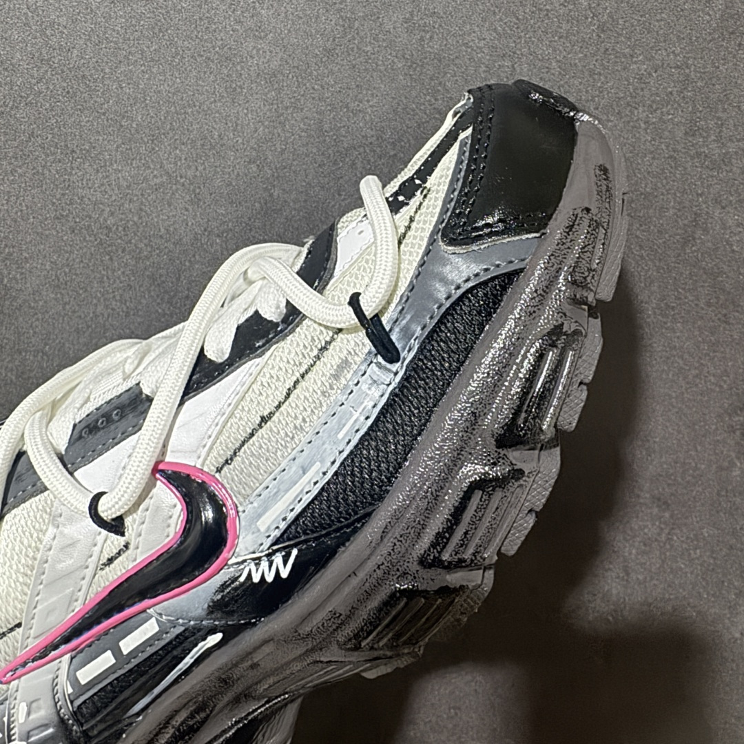 图片[7]-【手绘定制版】NIKE INITIATOR创始者系列复古休闲运动舒适跑鞋 采用透气网眼鞋面和支撑覆盖层，自然运动设计的Phlyon中底用于缓冲，BRS 1,000碳橡胶外底具有轻质柔韧性，牵引力和耐用性。 货号：FQ6873-101 尺码：36-45带半码-选品中心