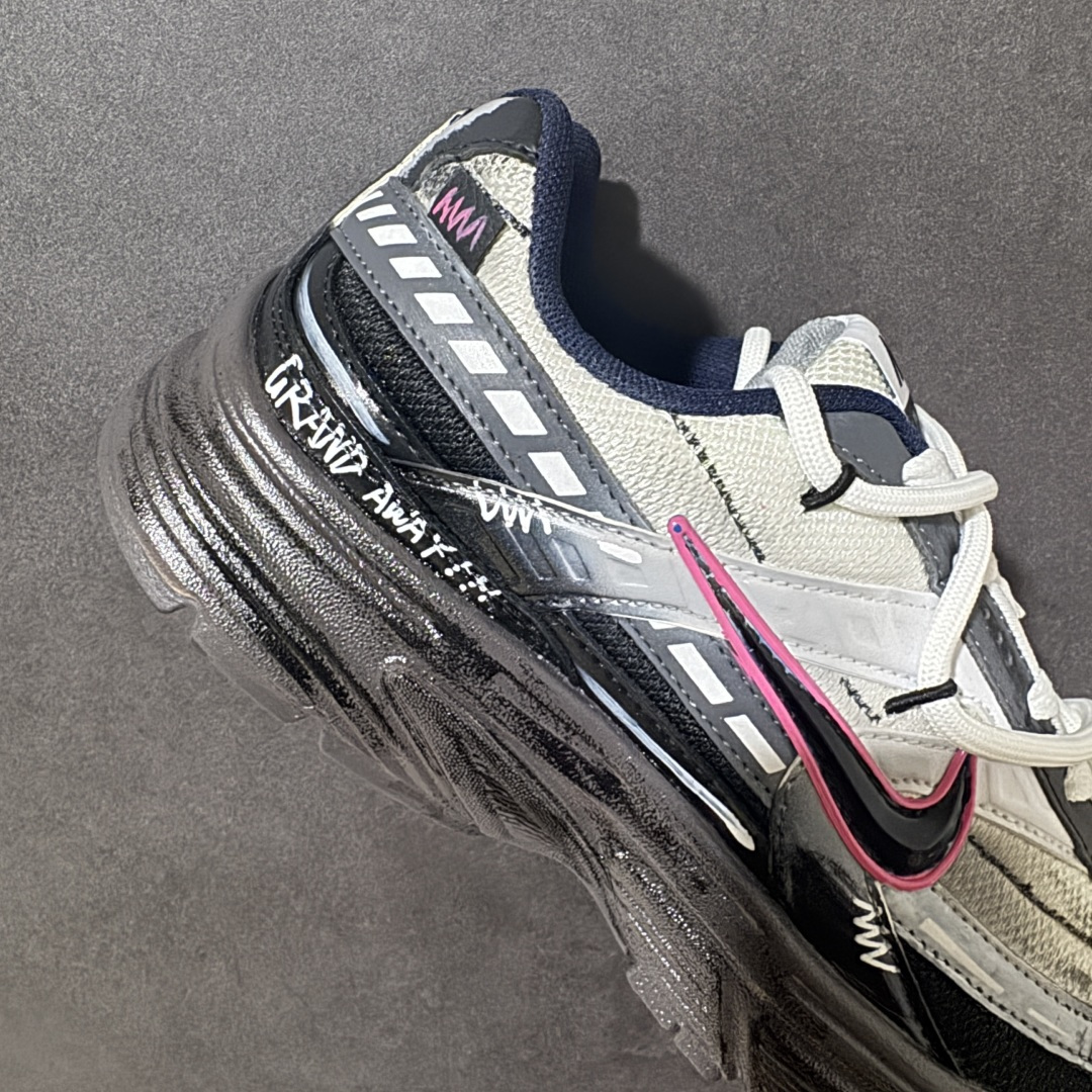 图片[6]-【手绘定制版】NIKE INITIATOR创始者系列复古休闲运动舒适跑鞋 采用透气网眼鞋面和支撑覆盖层，自然运动设计的Phlyon中底用于缓冲，BRS 1,000碳橡胶外底具有轻质柔韧性，牵引力和耐用性。 货号：FQ6873-101 尺码：36-45带半码-选品中心
