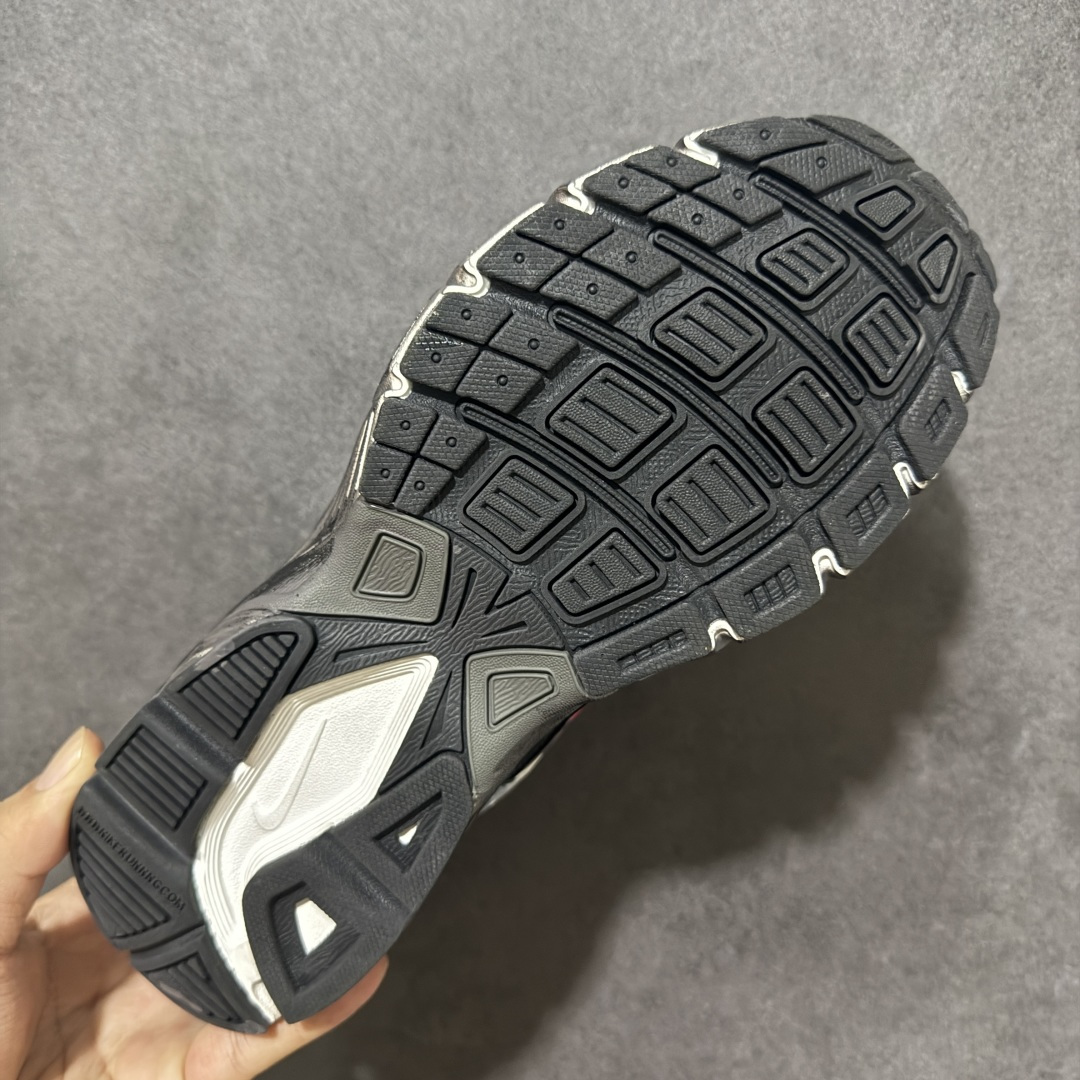 图片[8]-【手绘定制版】NIKE INITIATOR创始者系列复古休闲运动舒适跑鞋 采用透气网眼鞋面和支撑覆盖层，自然运动设计的Phlyon中底用于缓冲，BRS 1,000碳橡胶外底具有轻质柔韧性，牵引力和耐用性。 货号：FQ6873-101 尺码：36-45带半码-选品中心