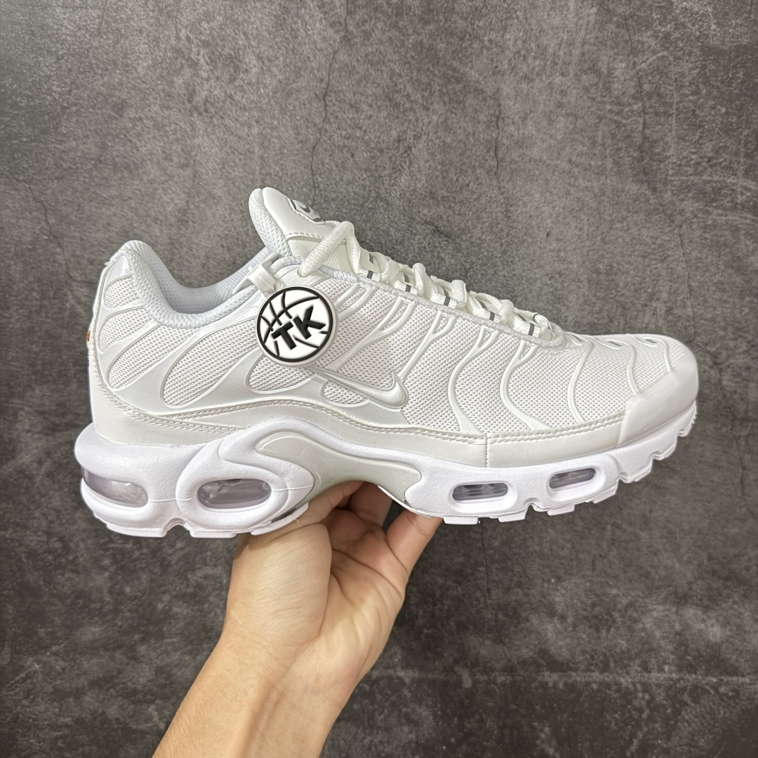 Nike Air Max Plus TN气垫系列跑鞋 DM2362-100全新一比一高端版本真正的市场T