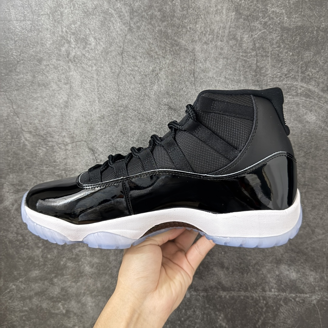 Air Jordan 11 “Space Jam”Black/Varsity Royal-White A