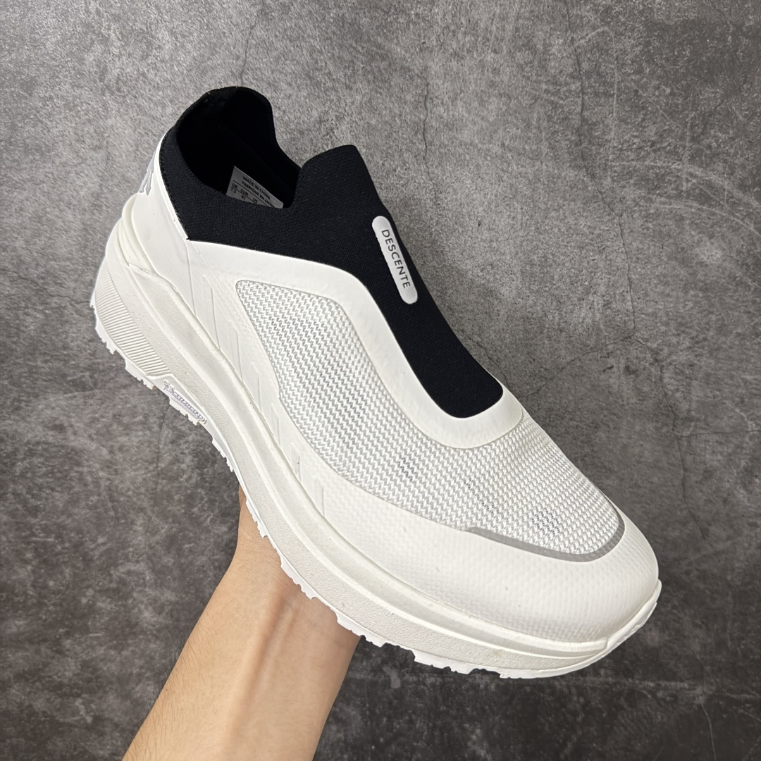 迪桑特 Descente Primer SLIP-ON时尚简约一脚蹬 户外运动鞋整双鞋子透气都很出色了，