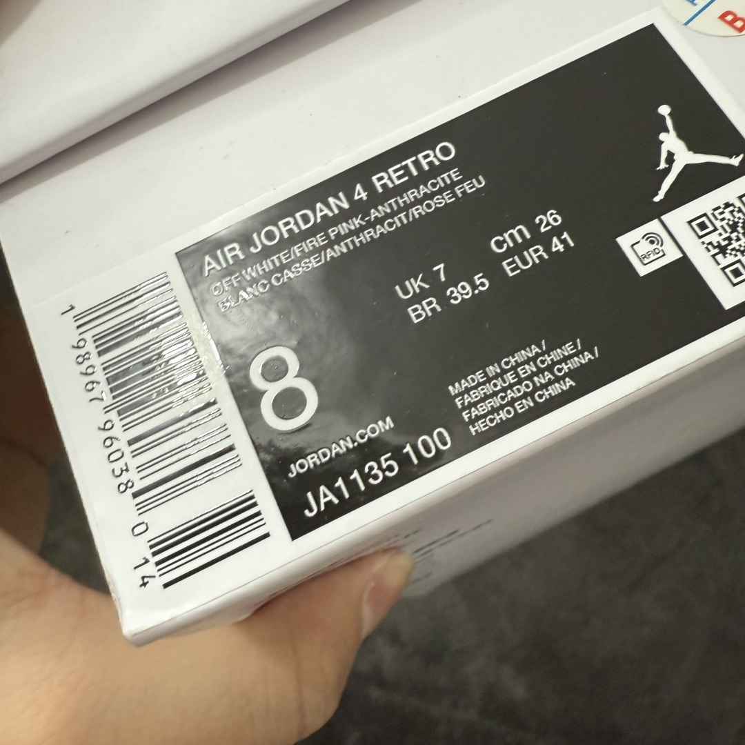 图片[10]-【DF版】 Air Jordan 4 Retro Comic 舒适贴合 支撑 复古篮球鞋 男款 AJ4白黑粉 货号JA1135-100 原厂独立模具开发 纯正4代正确鞋型 原厂定制全头层压纹皮料 原厂鞋楦打造市面最高工艺 内置原厂气垫 立体高频 四线中底拉帮 鞋垫背胶 网格大小 后置立体LOGO等可对比公司货 货号：IB7068 100 尺码：36-48.5-选品中心