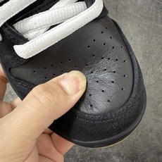 Dunk SB Low 经典黑白生胶底 HF3704-003纯原品质 无论清洁度 做工鞋型 用料 都是最 Dunk SB Low 经典黑白生胶底 HF3704-003纯原品质 无论清洁度 做工鞋型 用料 都是最