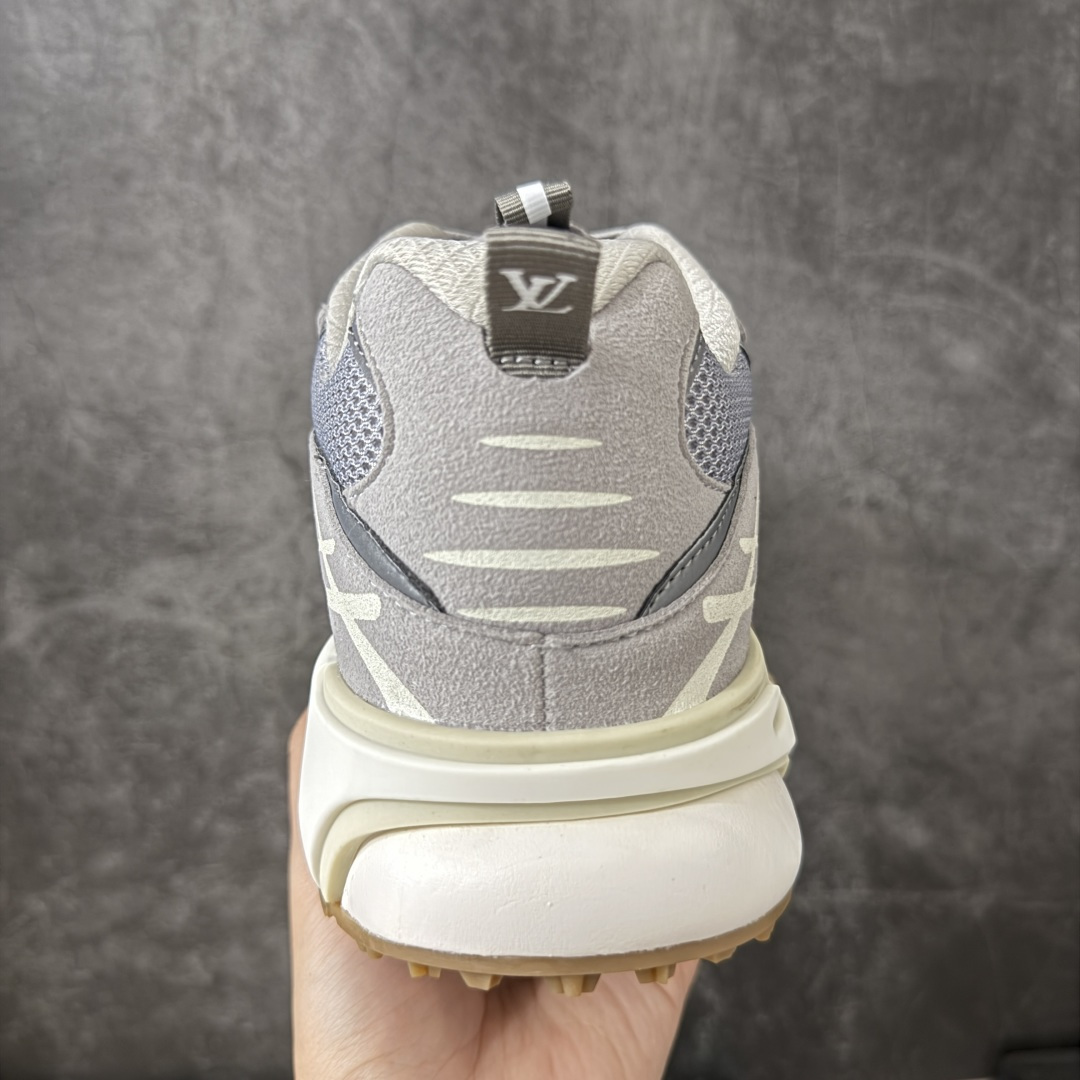 LV Tatic系列 休闲 跑步鞋Lv Tatic Runner 向1990年代的汲取灵感，再掀运动美学