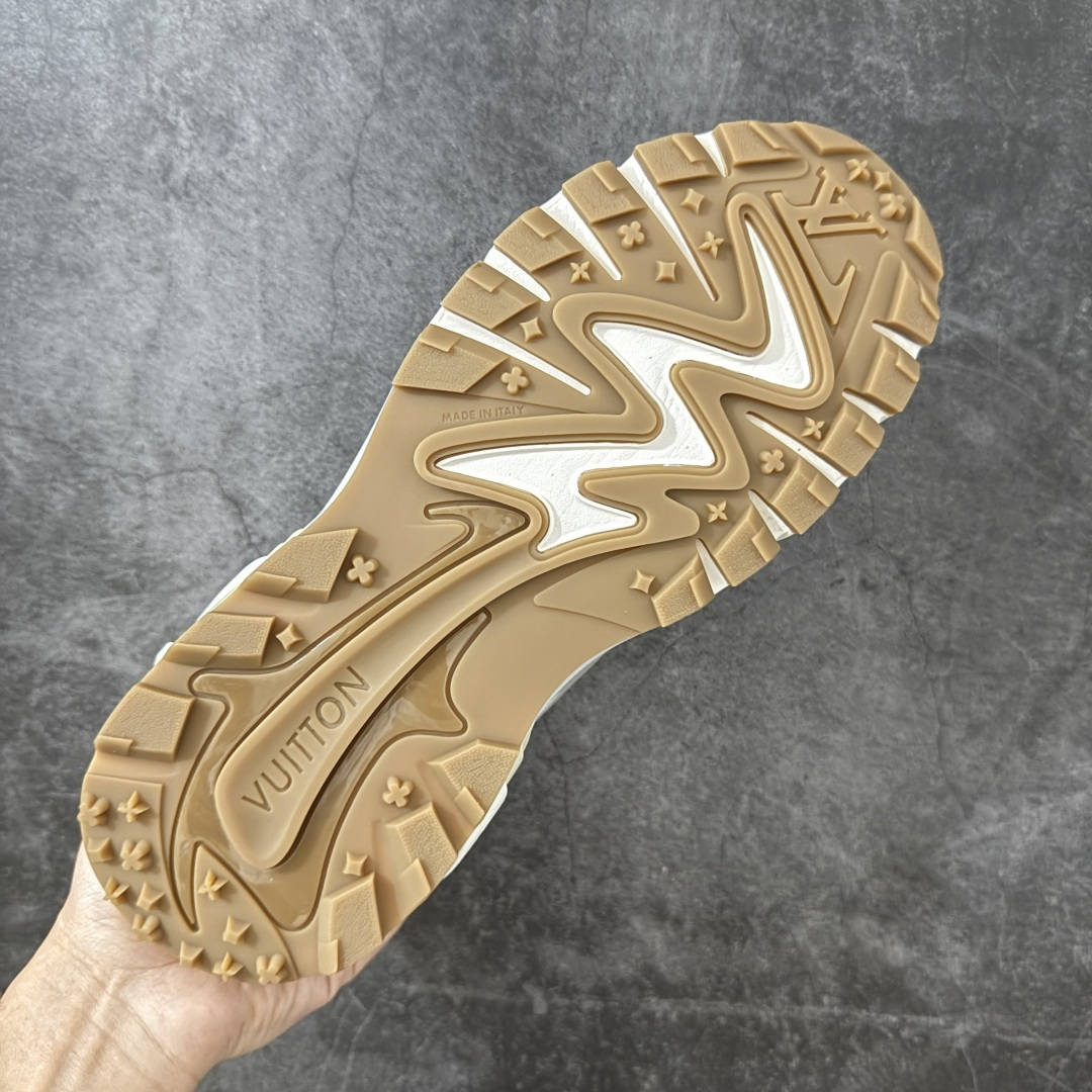 LV Tatic系列 休闲 跑步鞋Lv Tatic Runner 向1990年代的汲取灵感，再掀运动美学