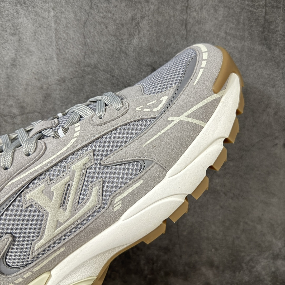 LV Tatic系列 休闲 跑步鞋Lv Tatic Runner 向1990年代的汲取灵感，再掀运动美学