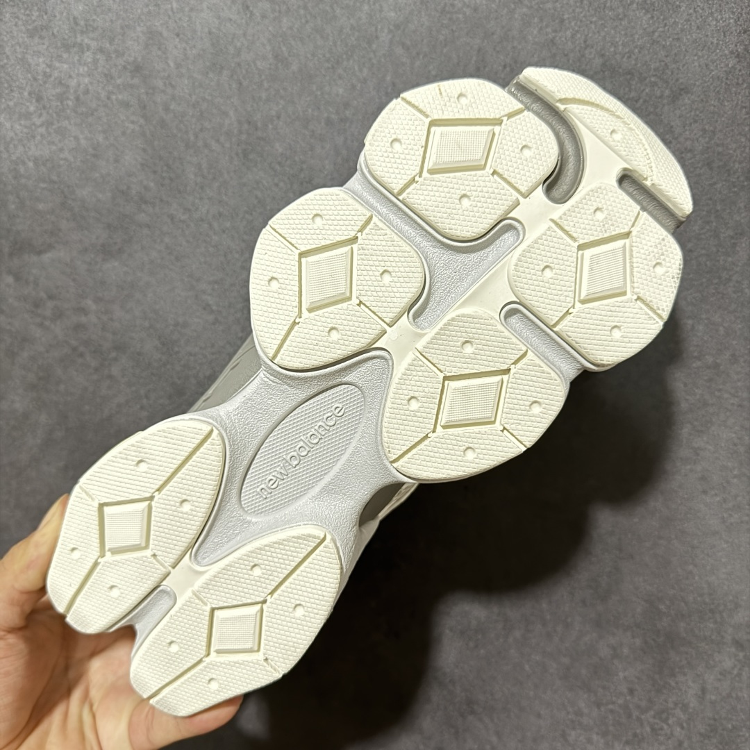 New Balance NB9060 复古休闲运动休闲生活鞋货号：U90601H尺码：36 37 37.