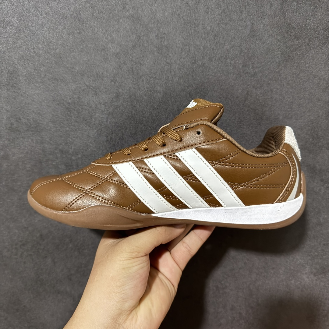 Adidas Adipista Trainers 防滑耐磨休闲鞋货号 ：HQ9130尺码：36 36.5