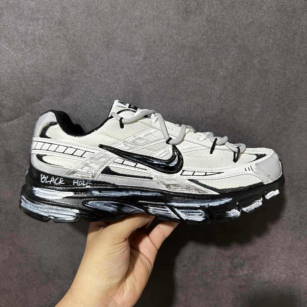Nike V5 RNR 手工绘制恶作剧涂鸦 复古做旧 解构绑带 舒适百搭防滑耐磨 低帮跑步鞋此款为人工手