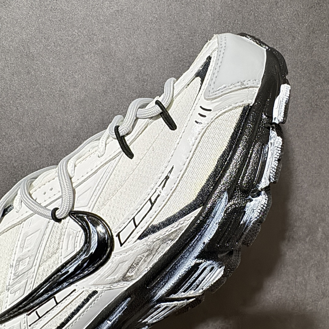 Nike V5 RNR 手工绘制恶作剧涂鸦 复古做旧 解构绑带 舒适百搭防滑耐磨 低帮跑步鞋此款为人工手