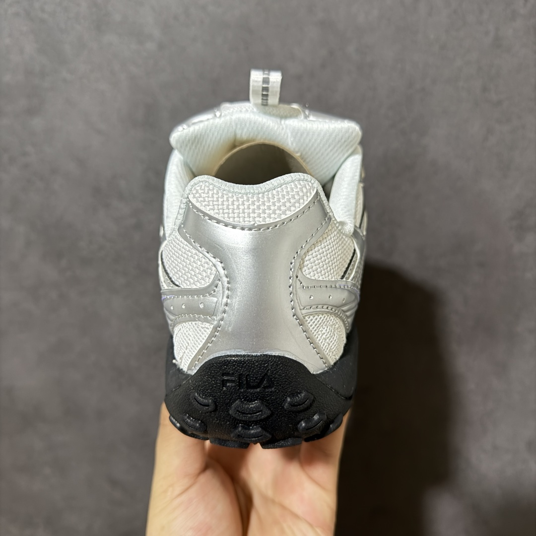 FILA斐乐 PEBBLE 薄巧鞋 舒适百搭德训 低帮 休闲城市通勤跑步鞋自老爹鞋开始流行于街头 FIL