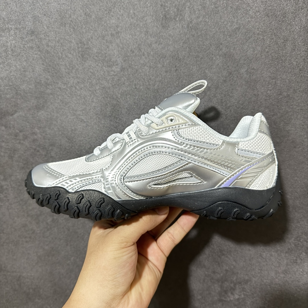 FILA斐乐 PEBBLE 薄巧鞋 舒适百搭德训 低帮 休闲城市通勤跑步鞋自老爹鞋开始流行于街头 FIL